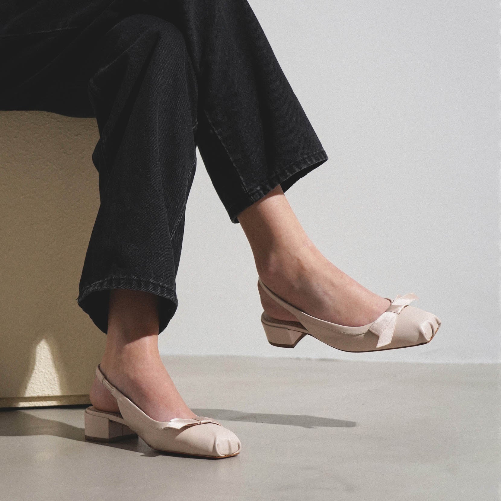 Mamaflirt beige leather sling pumps - Image 6