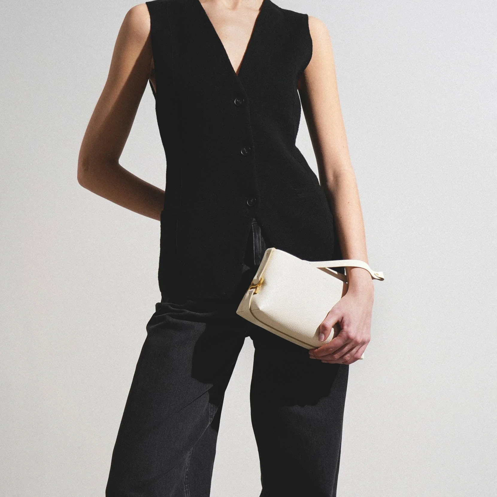 Marcie white leather clutch - Image 6