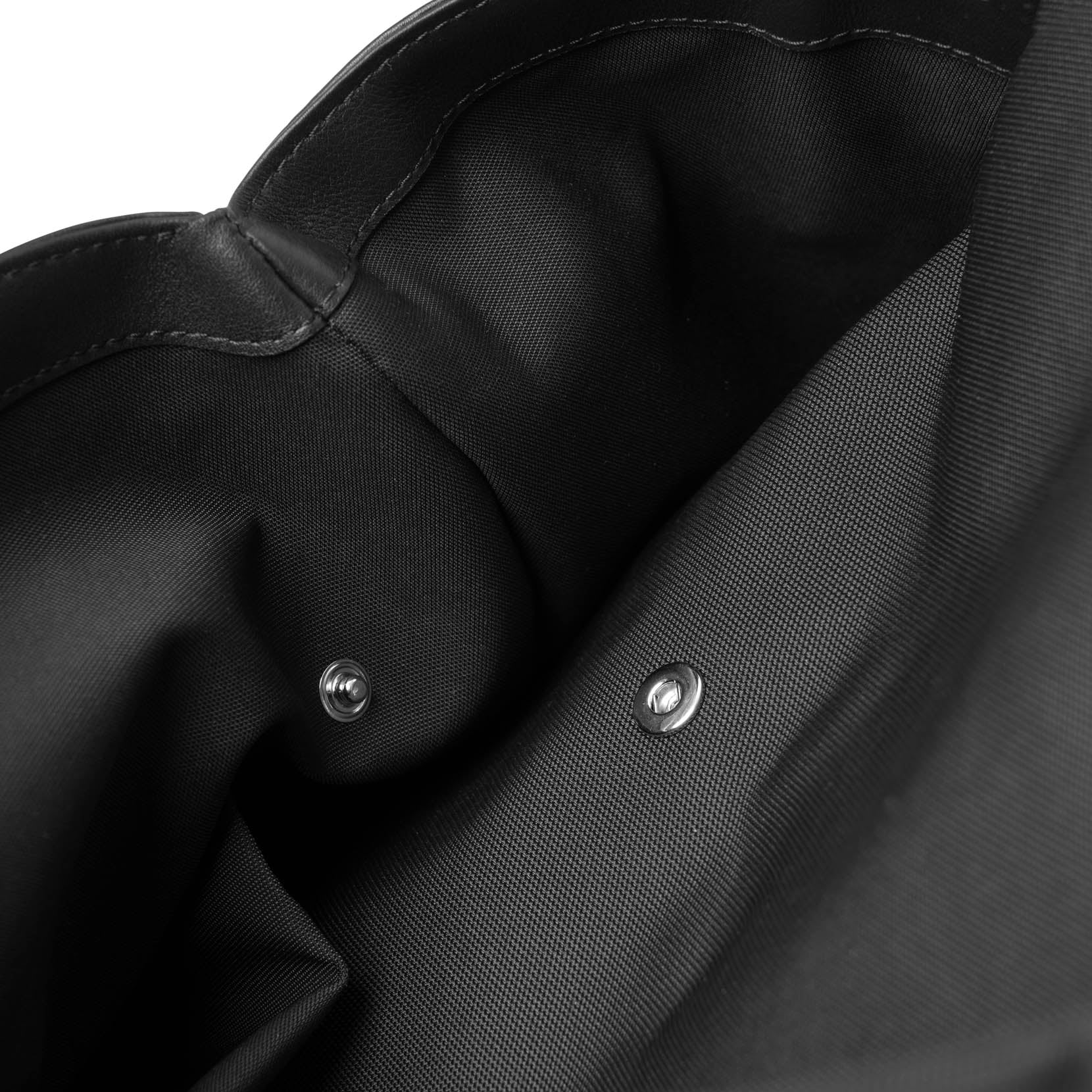 Margaux 17 inside out black nylon bag - Image 7