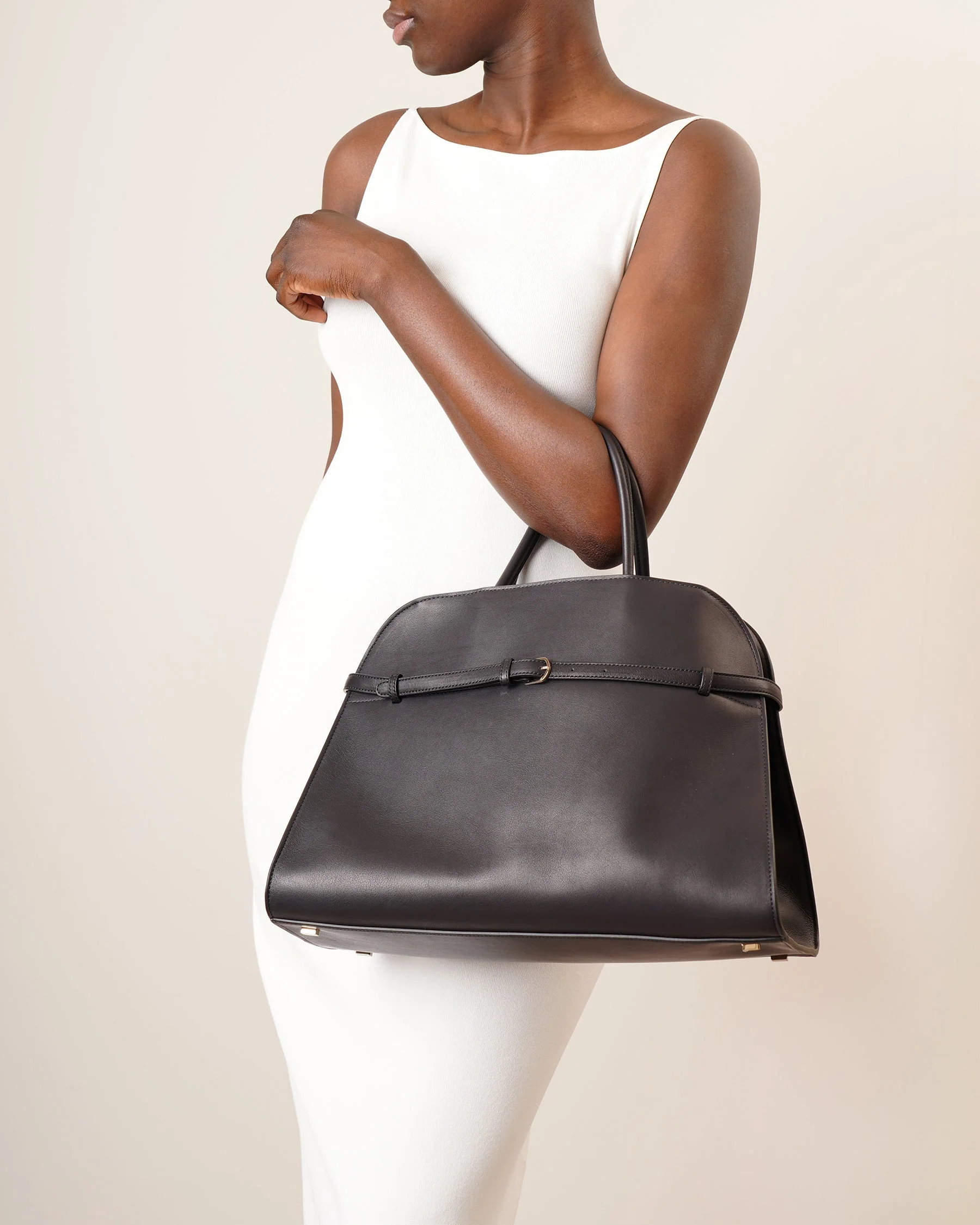 Margaux belt 15 black saddle bag - Image 2