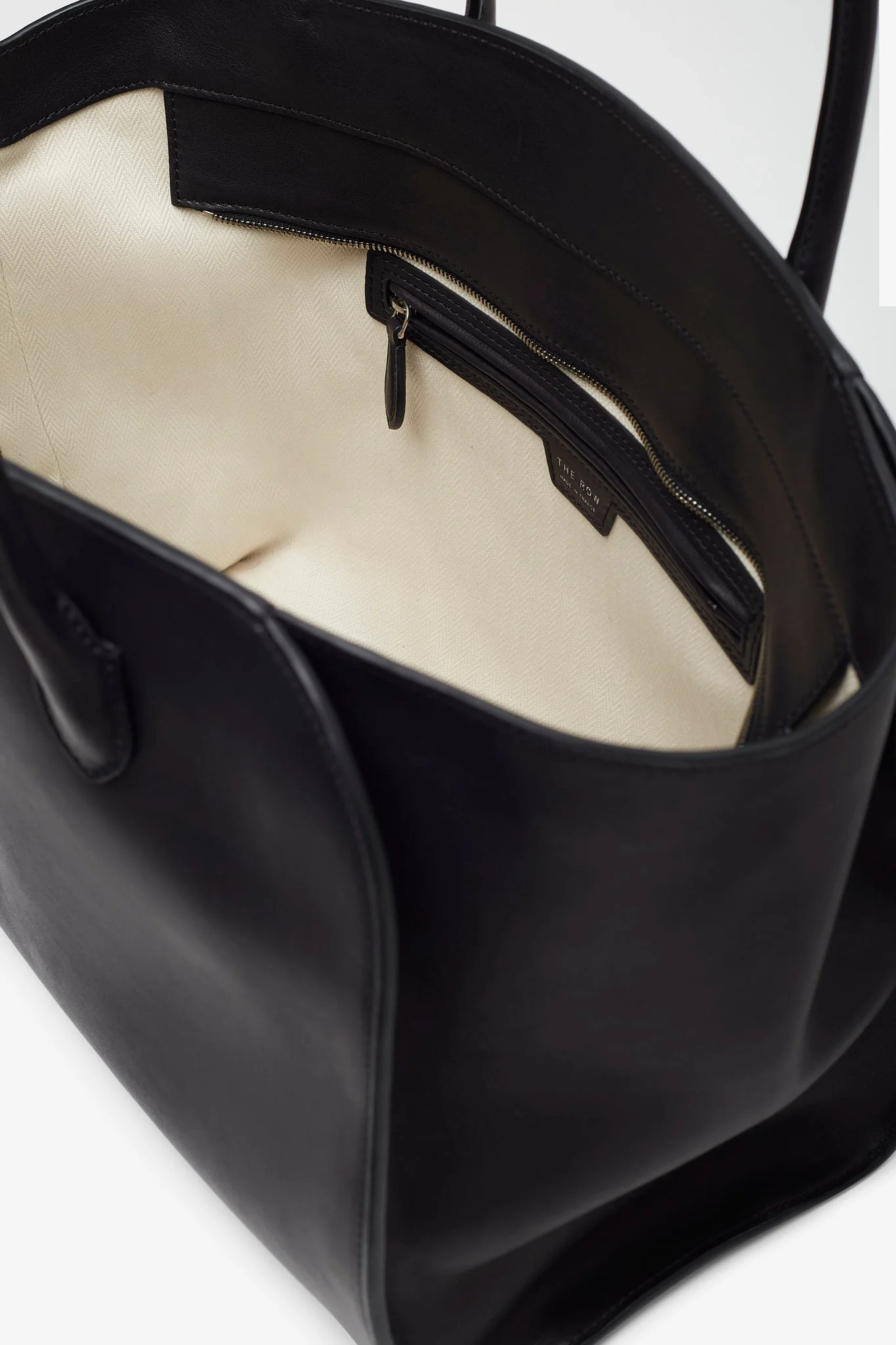 Marlo 14 black tote bag - Image 3