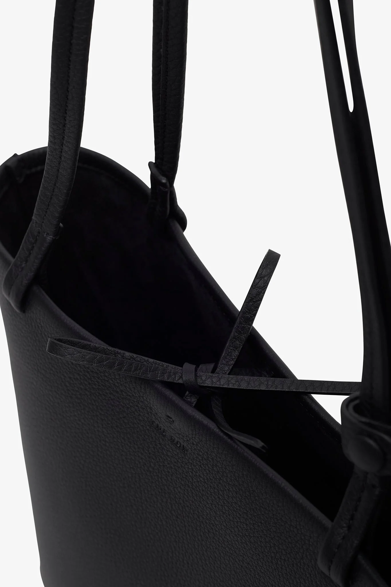 Medium Park Tote black bag - Image 4