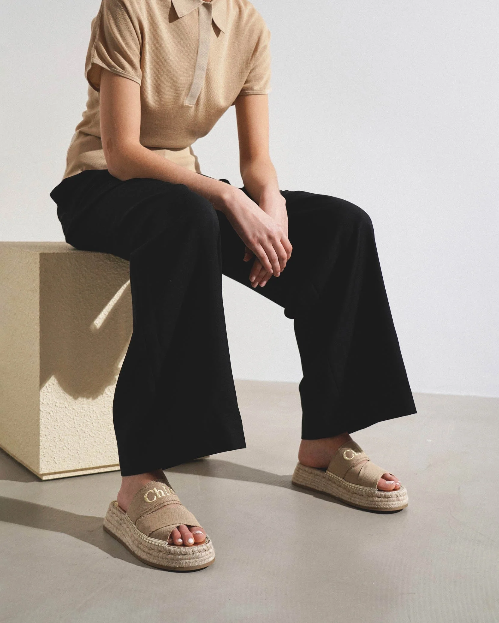 Mila beige linen flats - Image 2