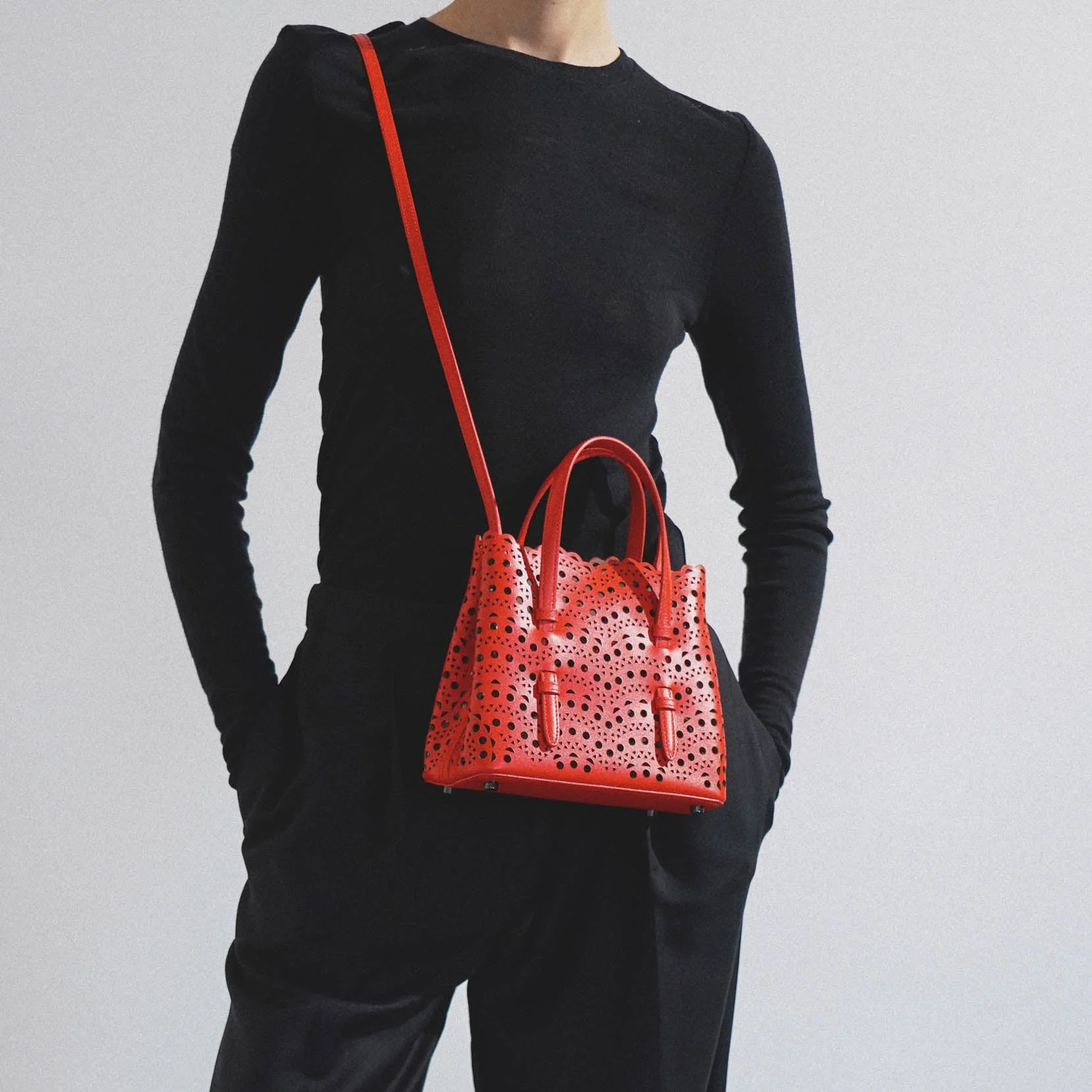 Mina 20 vienne vague red leather tote bag - Image 6