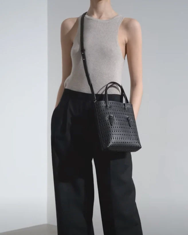 Mina NS black leather tote bag - Image 7