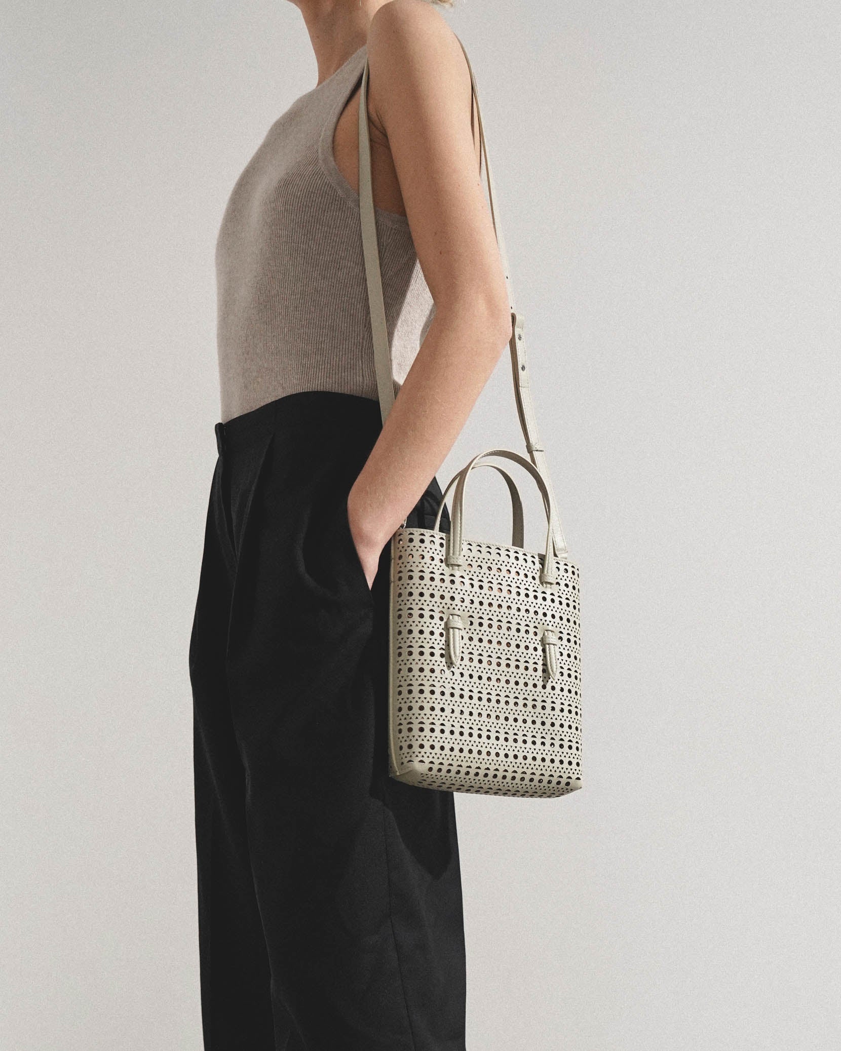 Mina NS grey leather tote bag - Image 2
