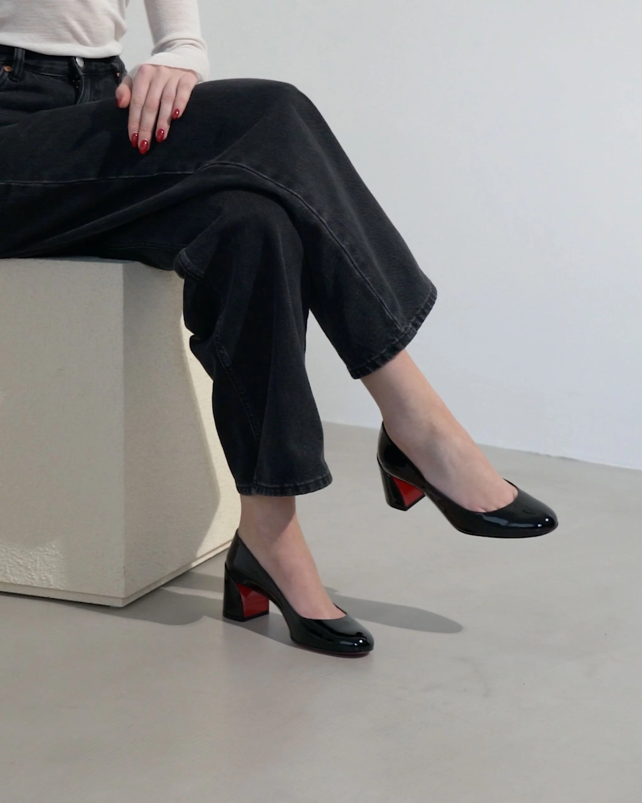 Miss Sab 55 black patent pumps - Image 7