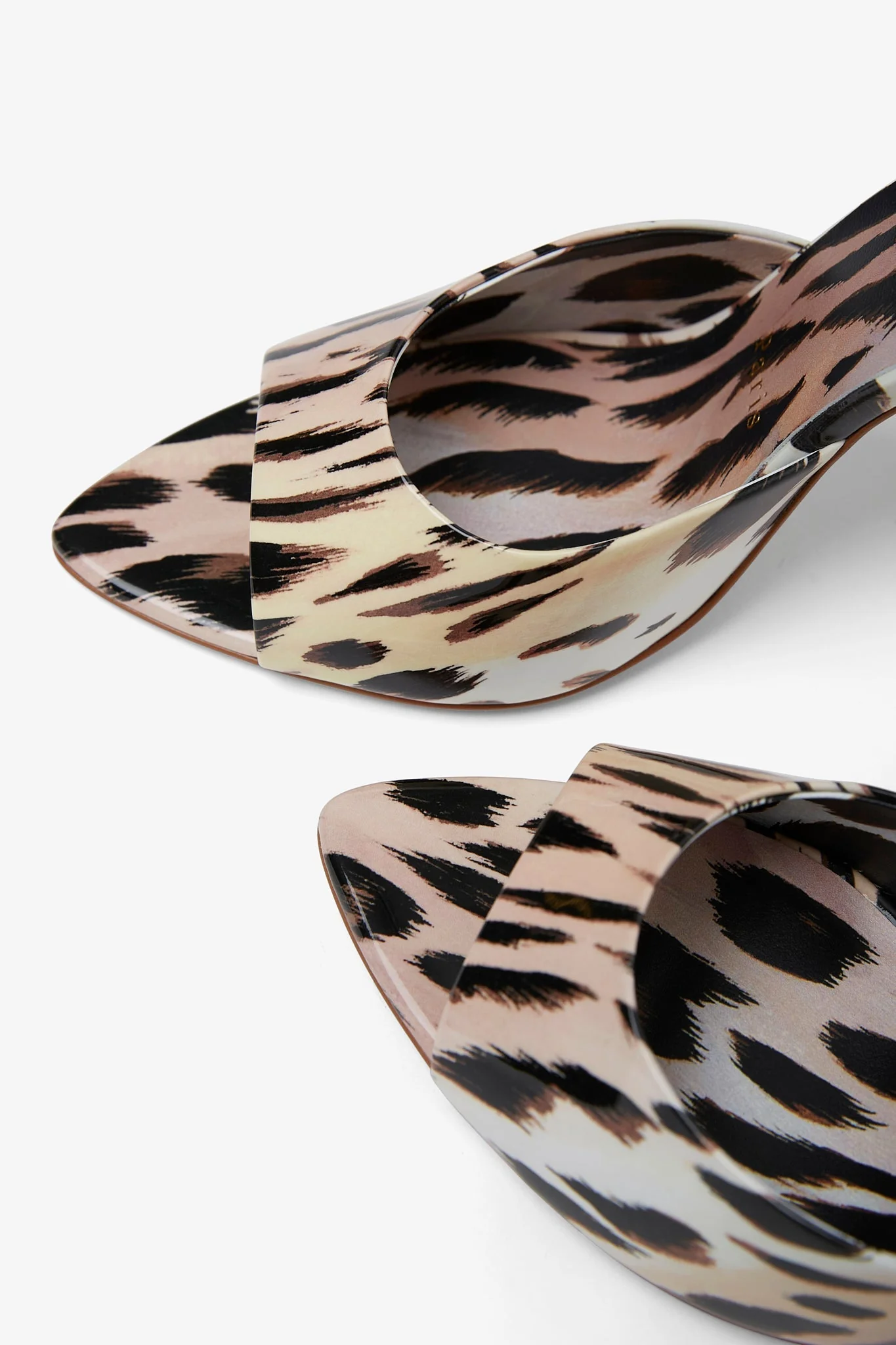 Miss Z 100 animal print patent mules - Image 5