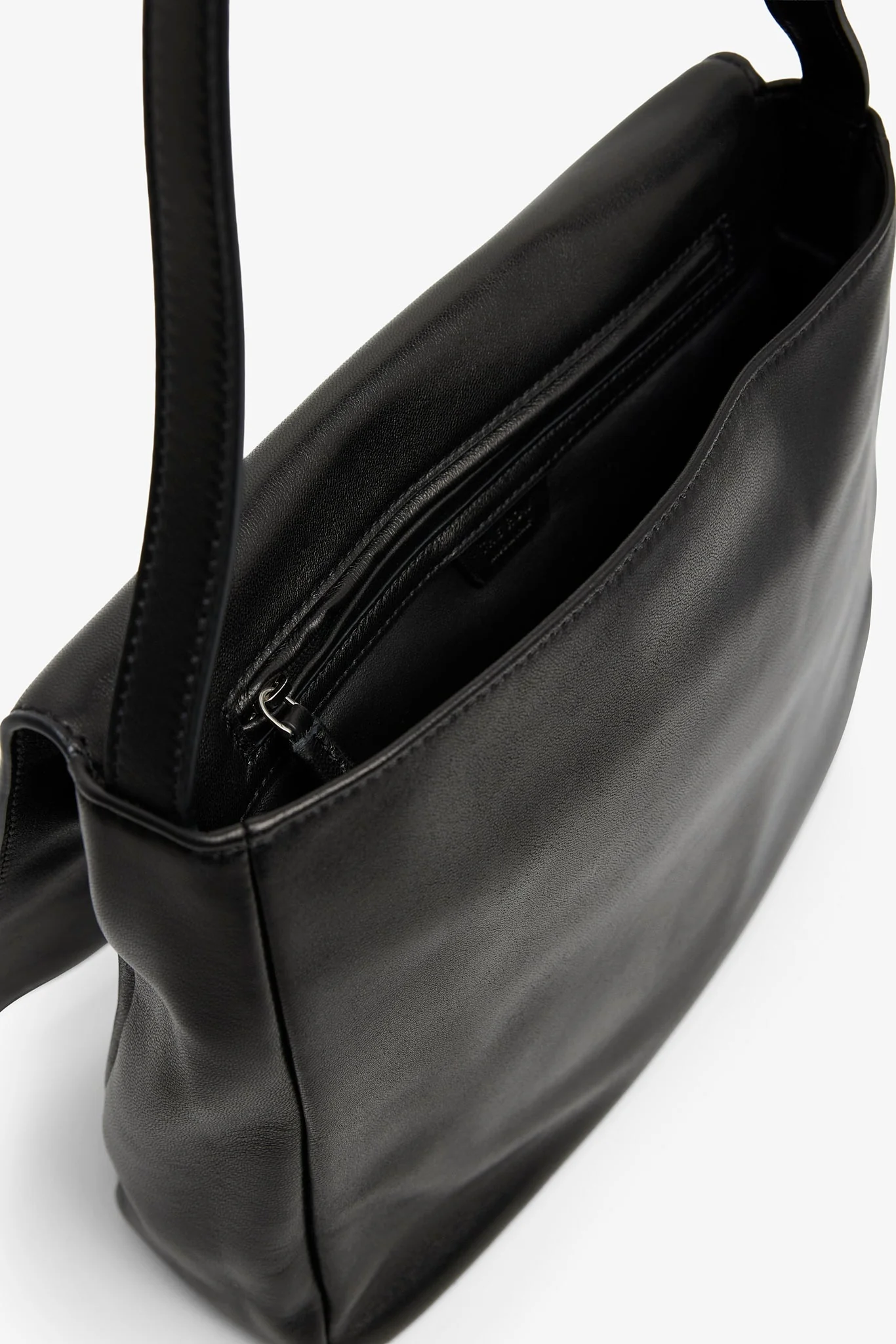 Nuance Hobo Two black bag - Image 6