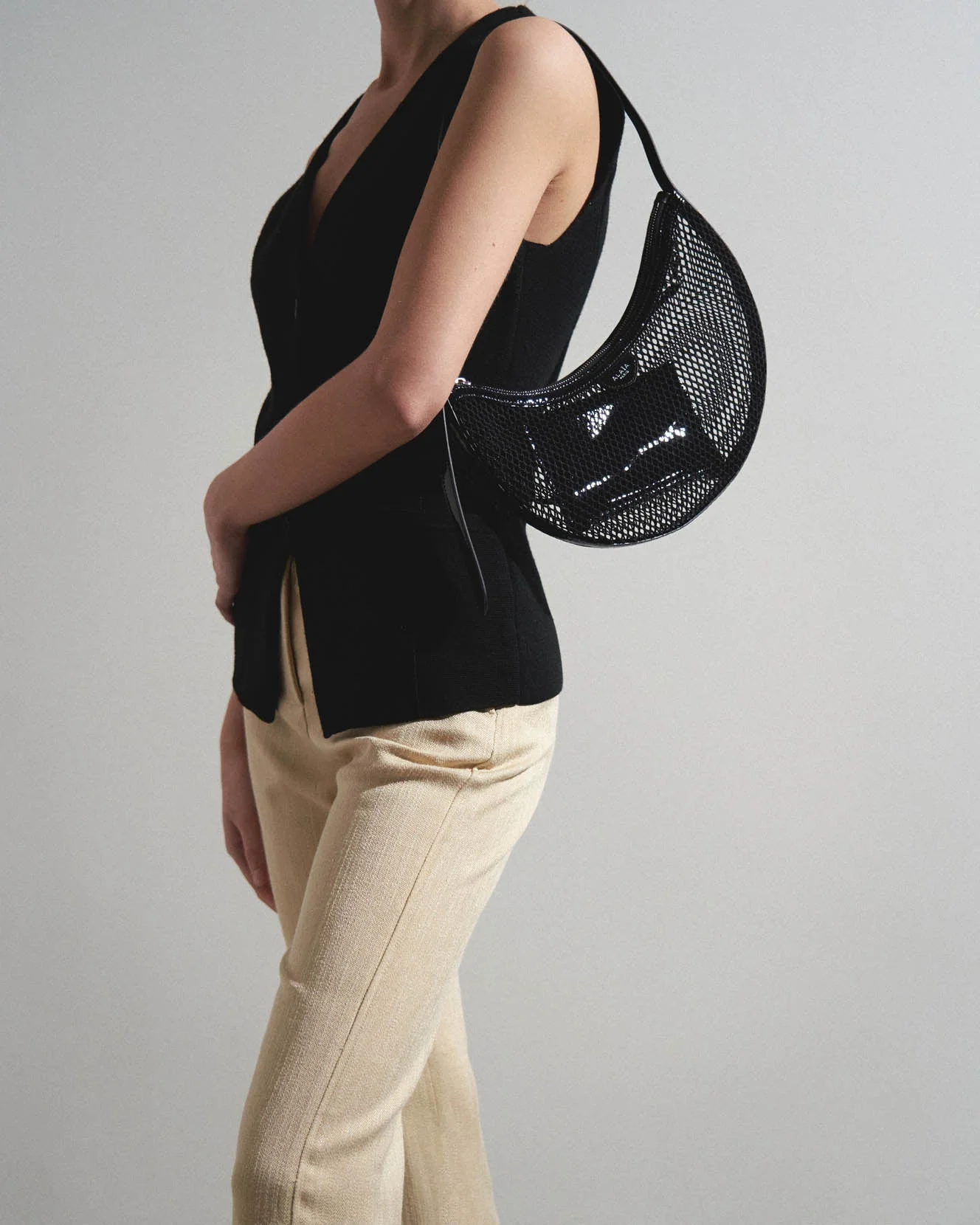 One piece black mesh bag - Image 2