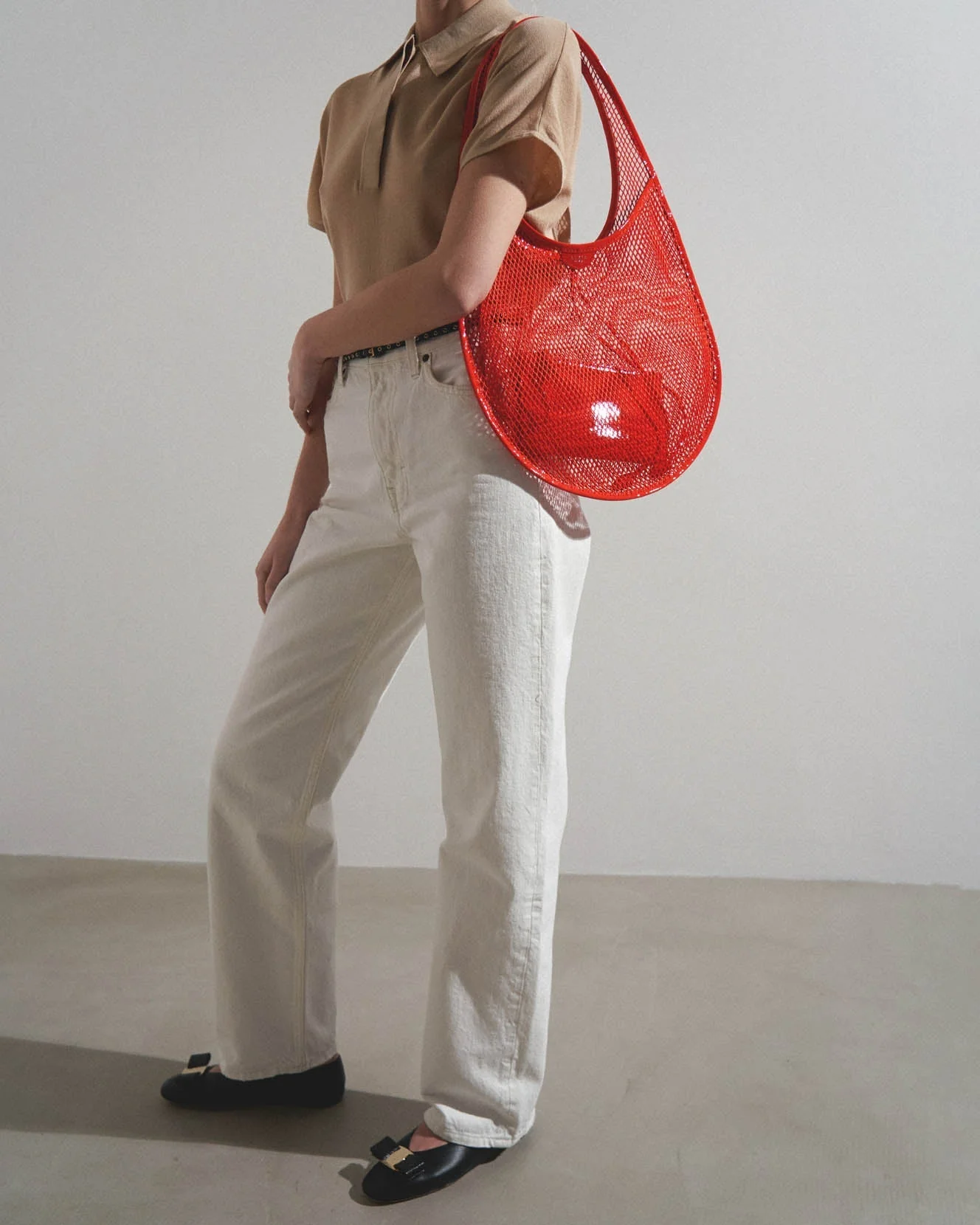 One piece medium red mesh bag - Image 2