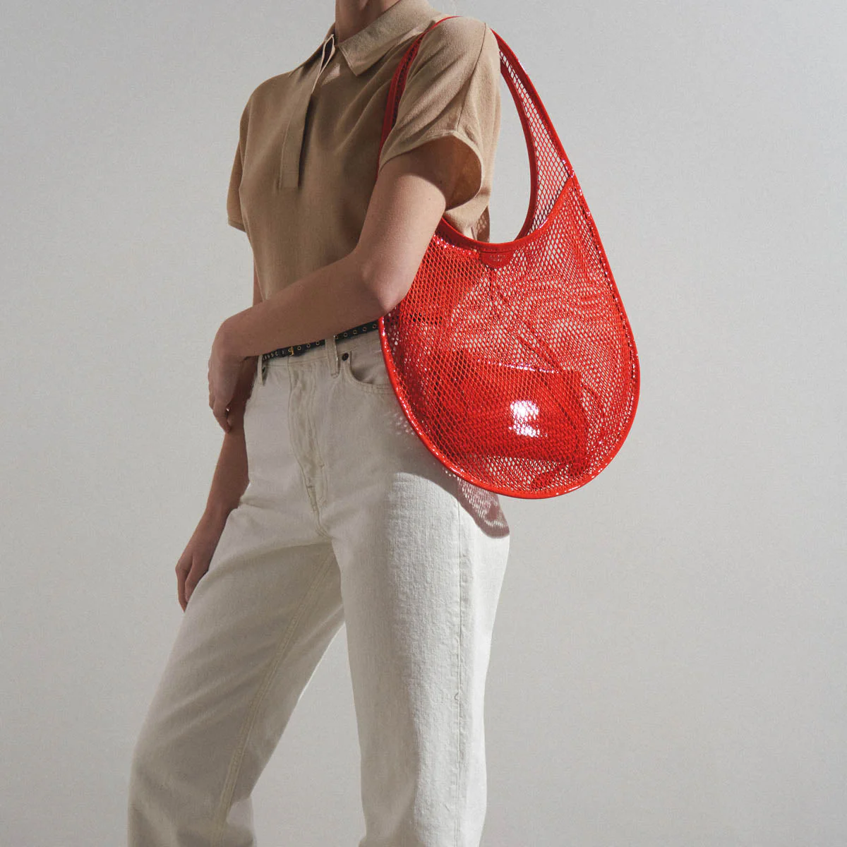 One piece medium red mesh bag - Image 6