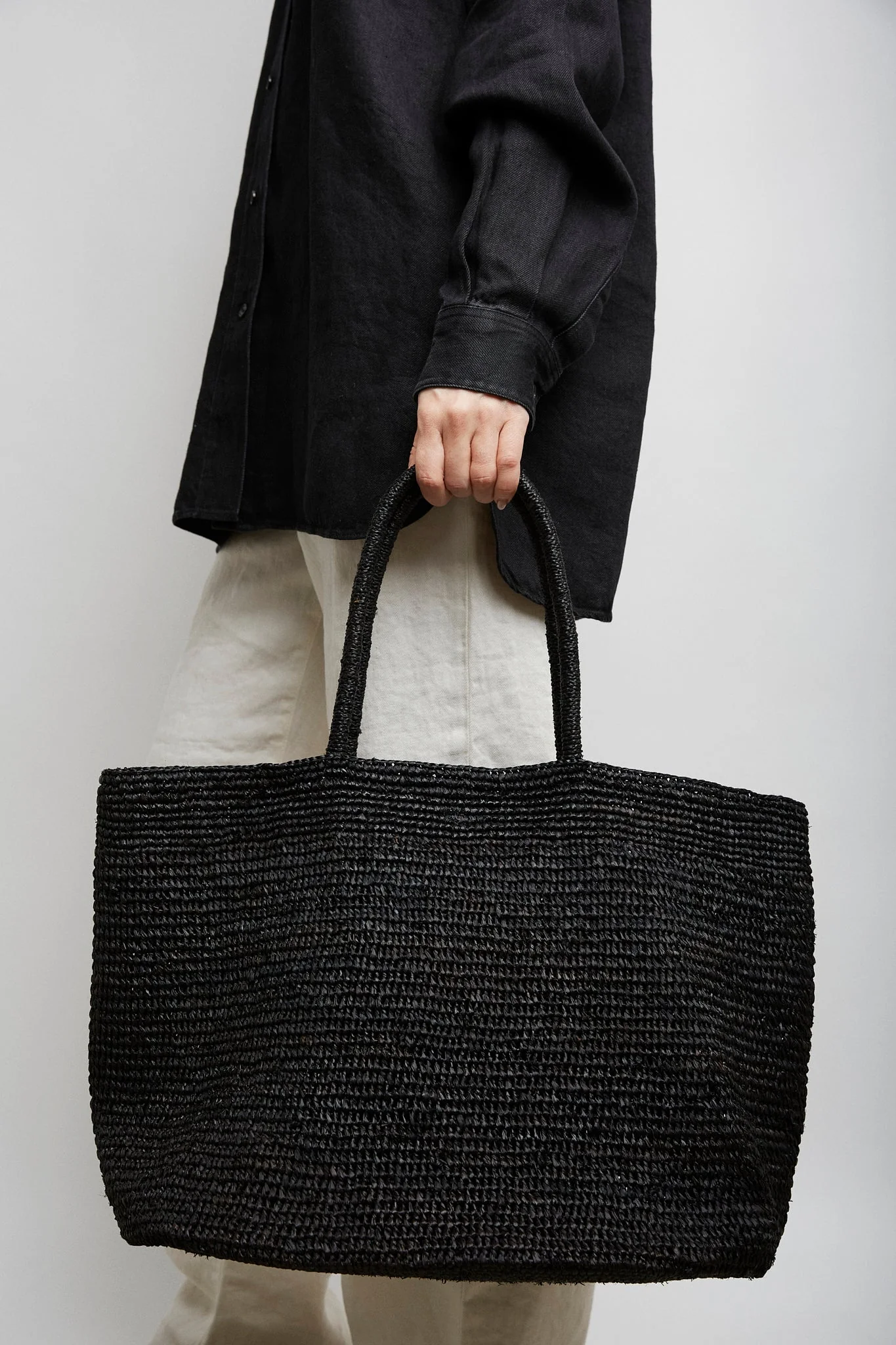 Oregon black raffia bag - Image 2