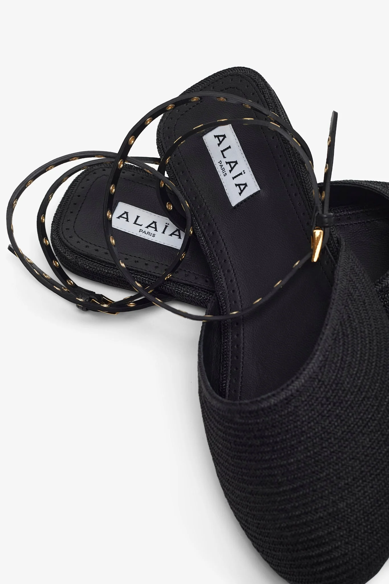 Paper straw black flat sandals - Image 4