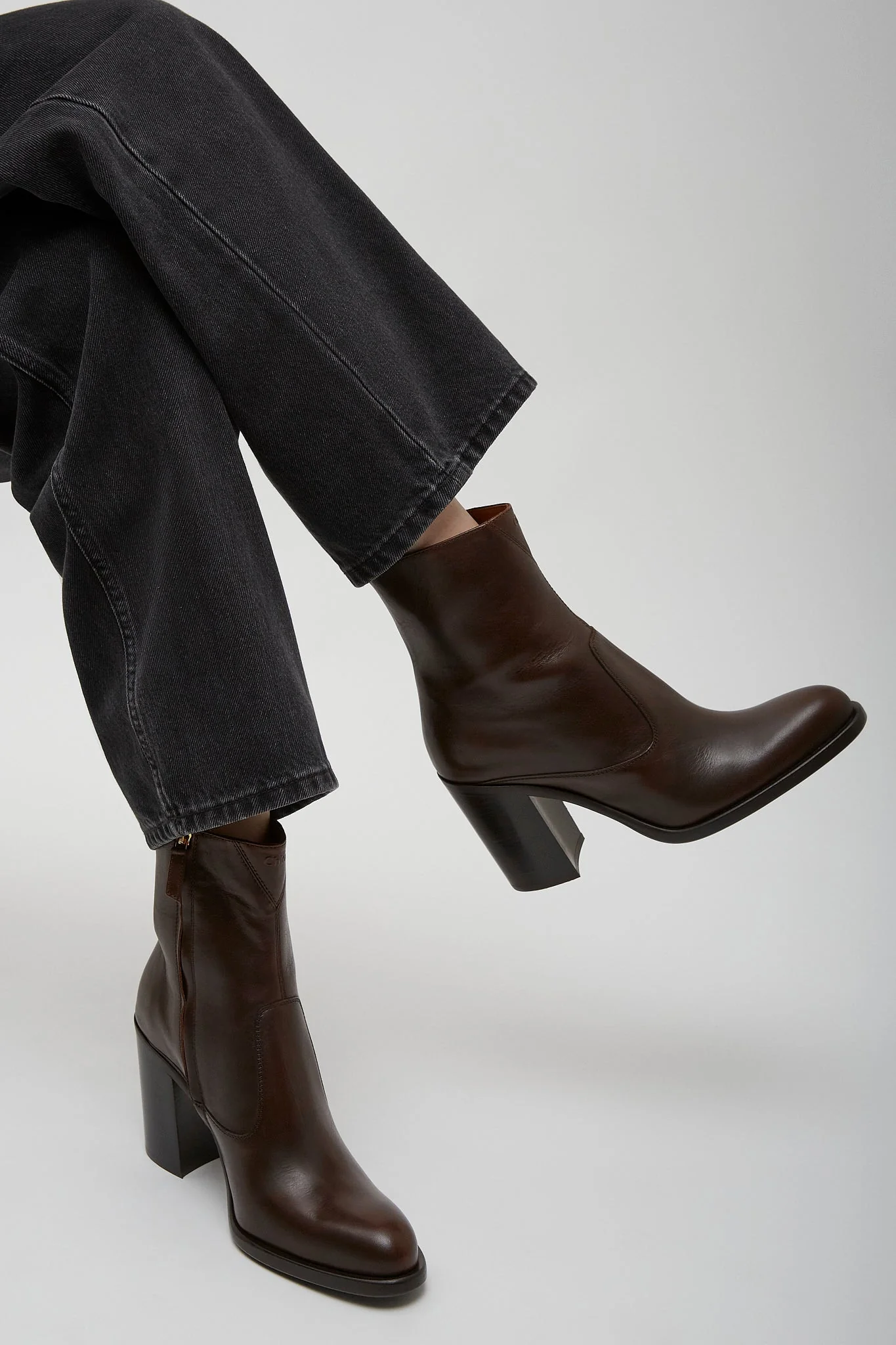 Phoenix dark brown leather boots - Image 7
