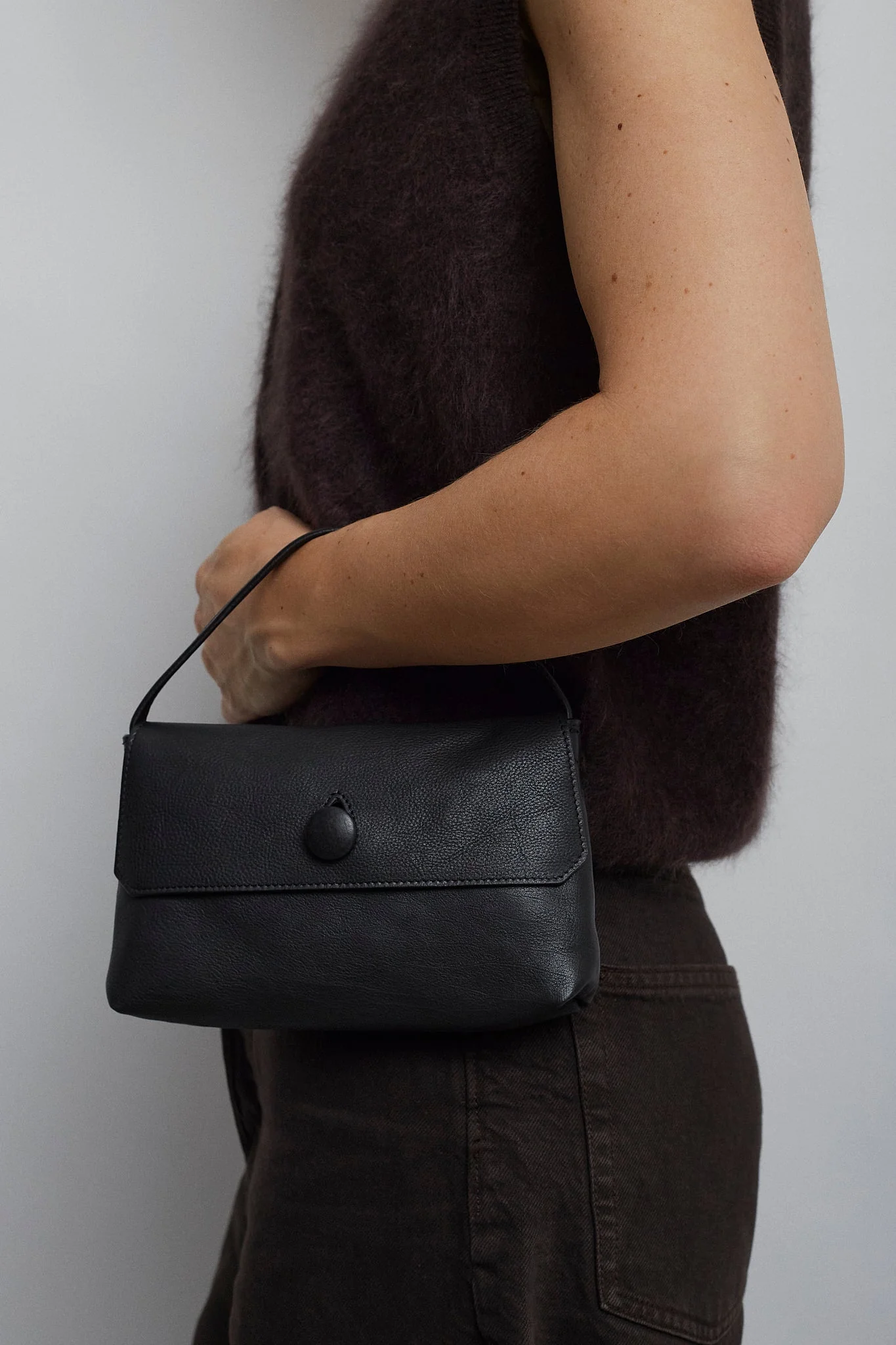 Sally black leather mini bag - Image 2