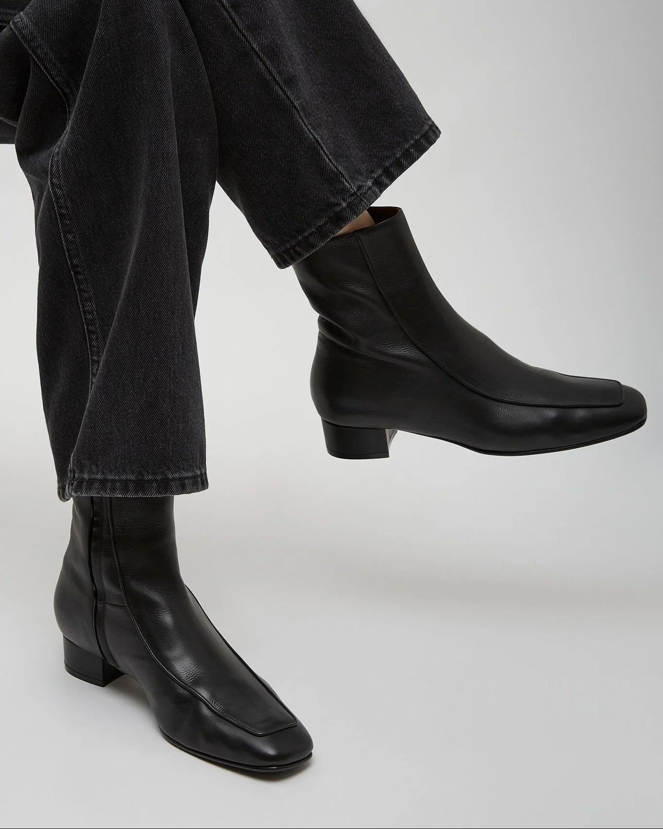 Shadow Ban 30 soft leather black boots - Image 2
