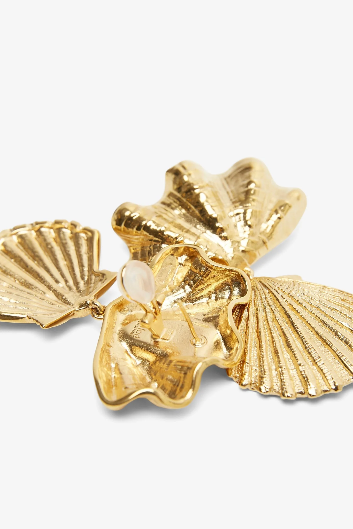Shells earrings in vintage gold - Image 2