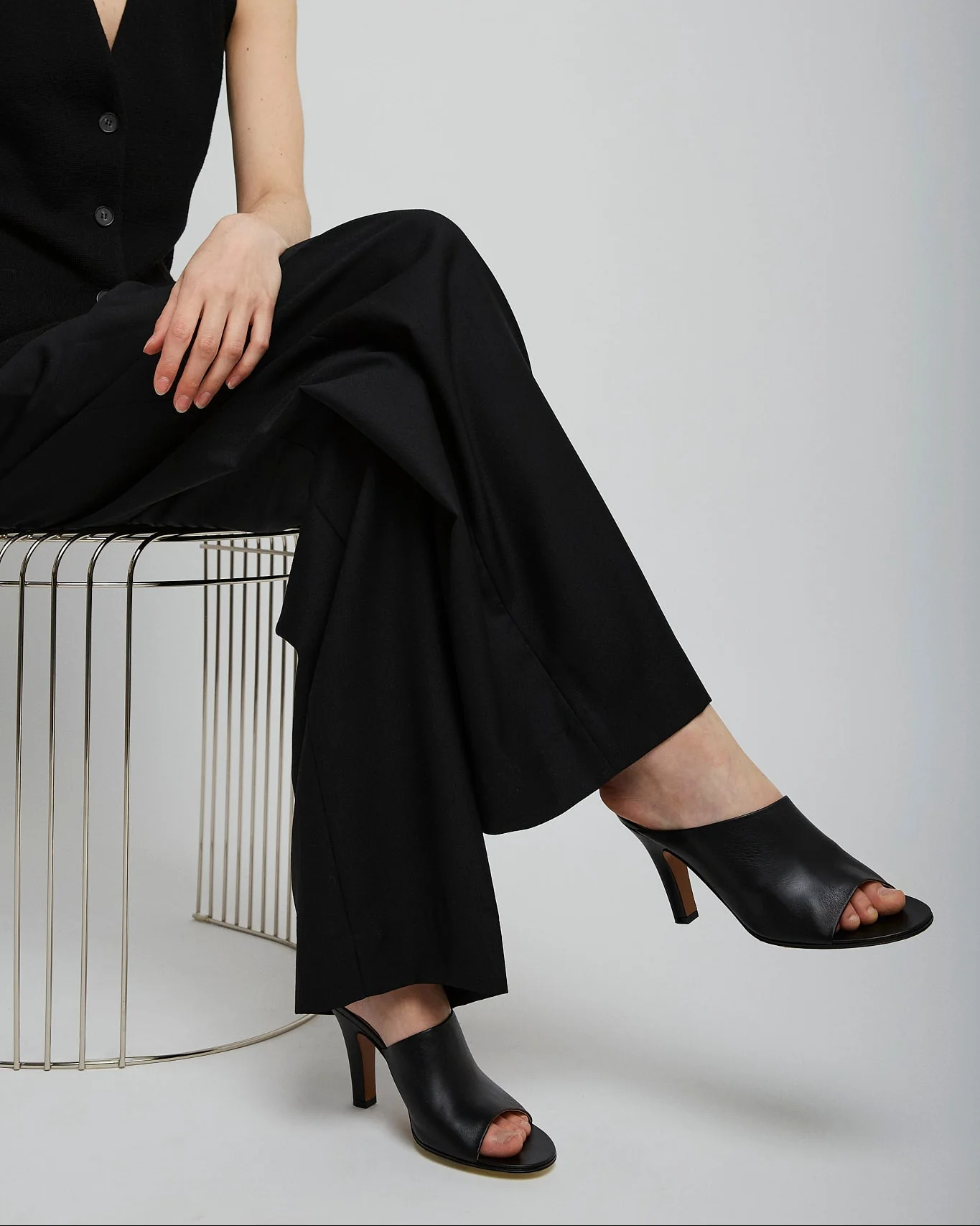 Signum black leather mules - Image 2