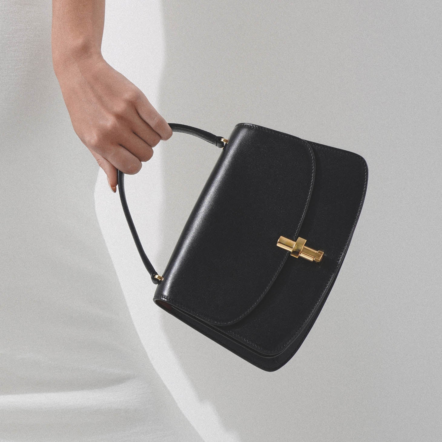 Sofia 8.75 black leather bag - Image 6