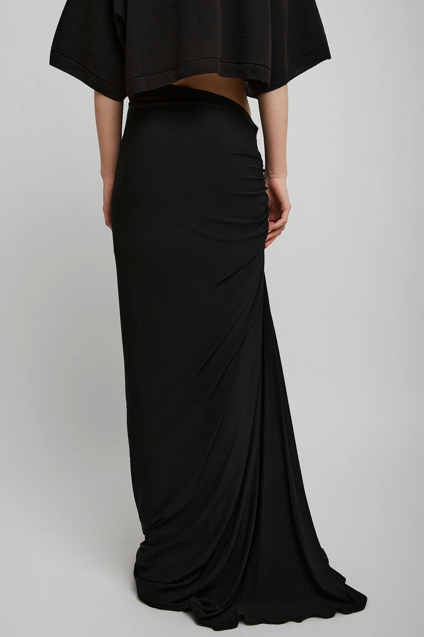 Soft jersey draped black skirt - Image 3