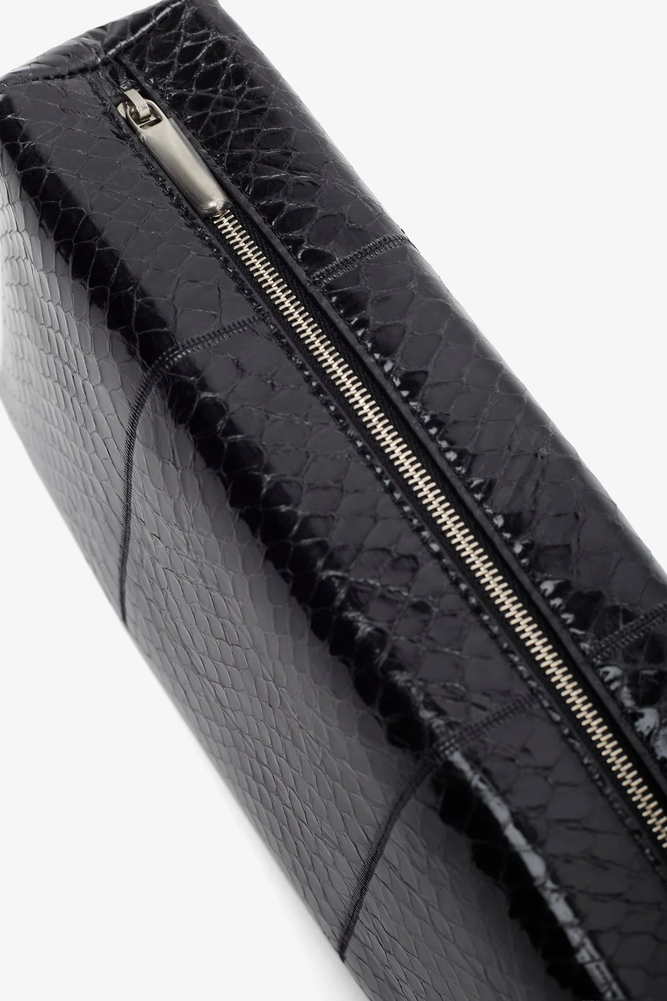 Squared compact black leather clutch - Image 4