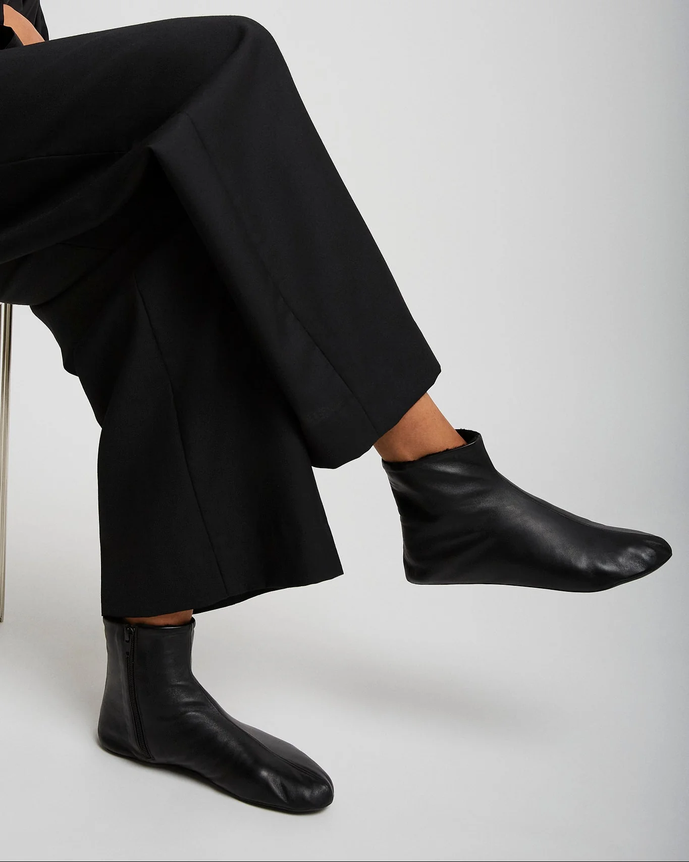 Stella black leather boots - Image 2