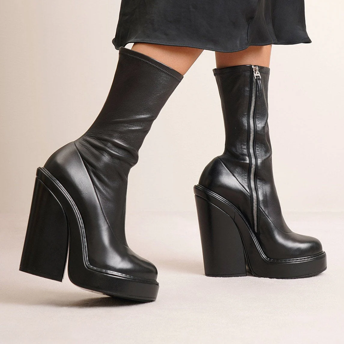Stretch leather ankle boots - Image 7