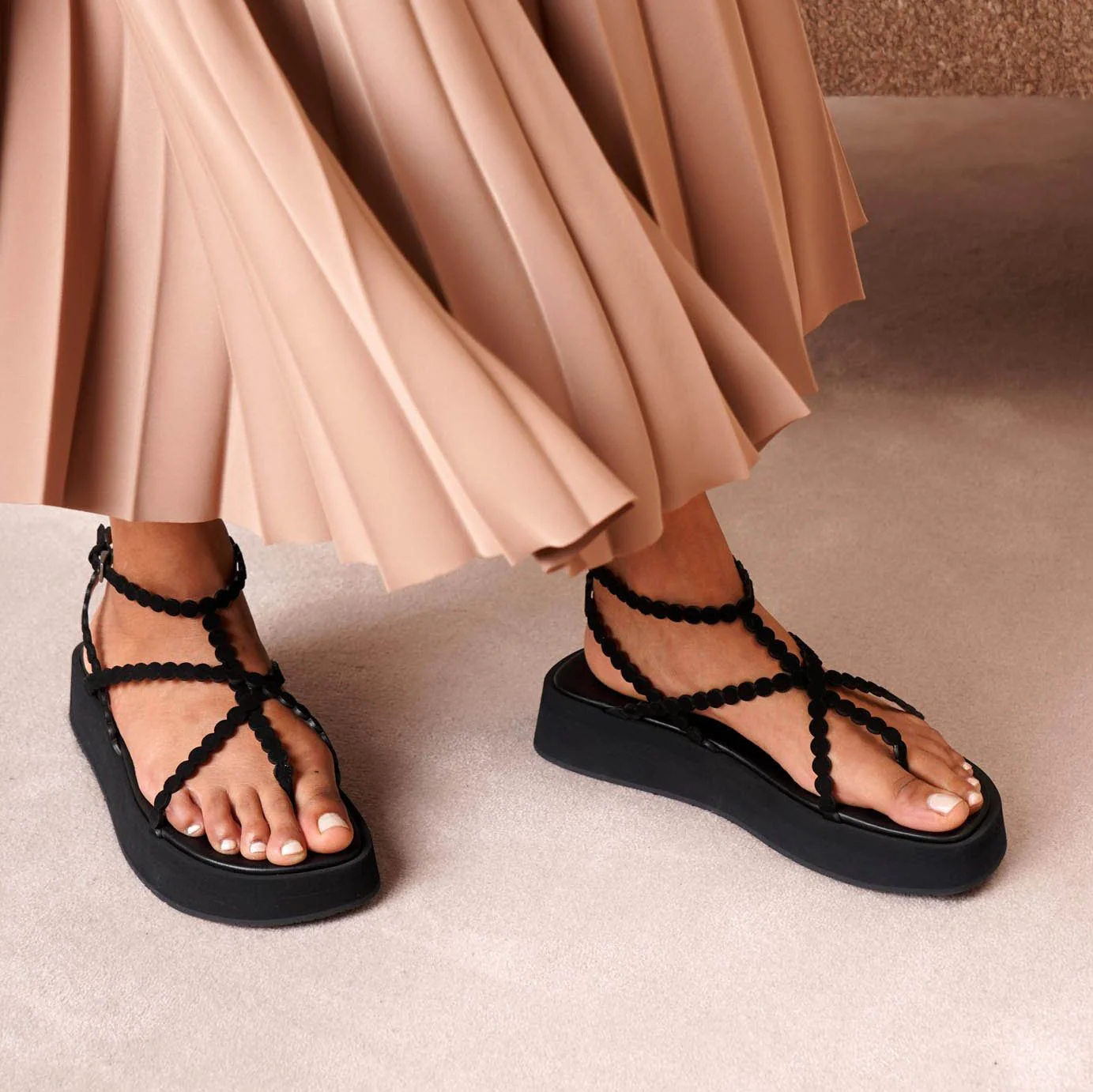 Suede platform sandals - Image 6