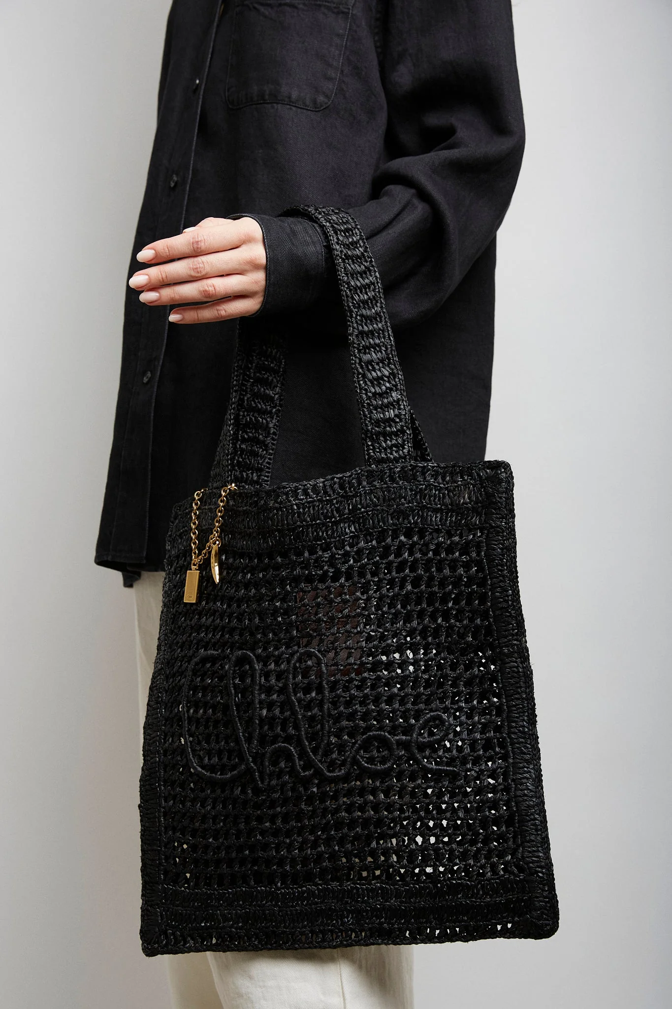 Summer banana black raffia tote bag - Image 6