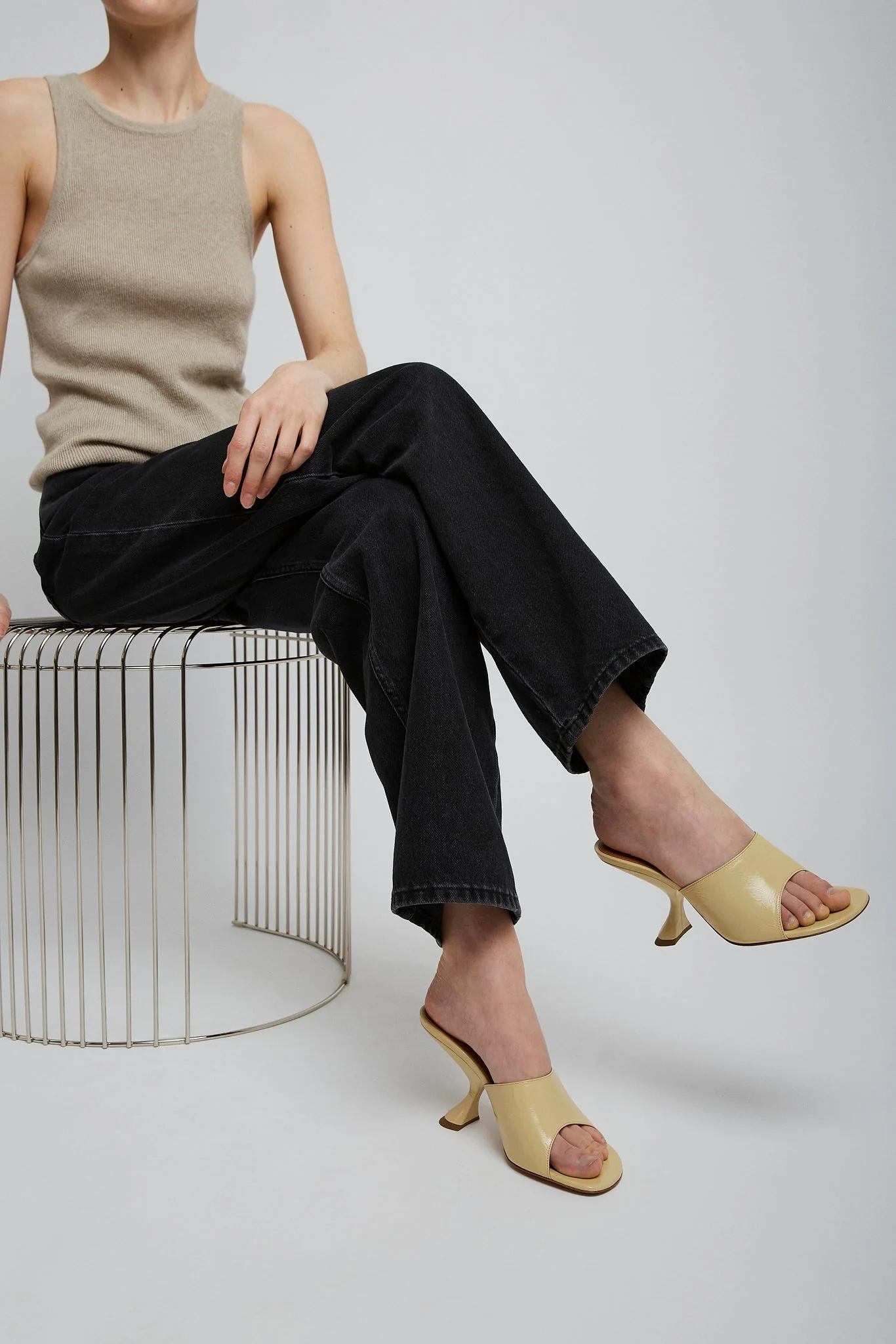Taylor 90 patent beige slippers - Image 6