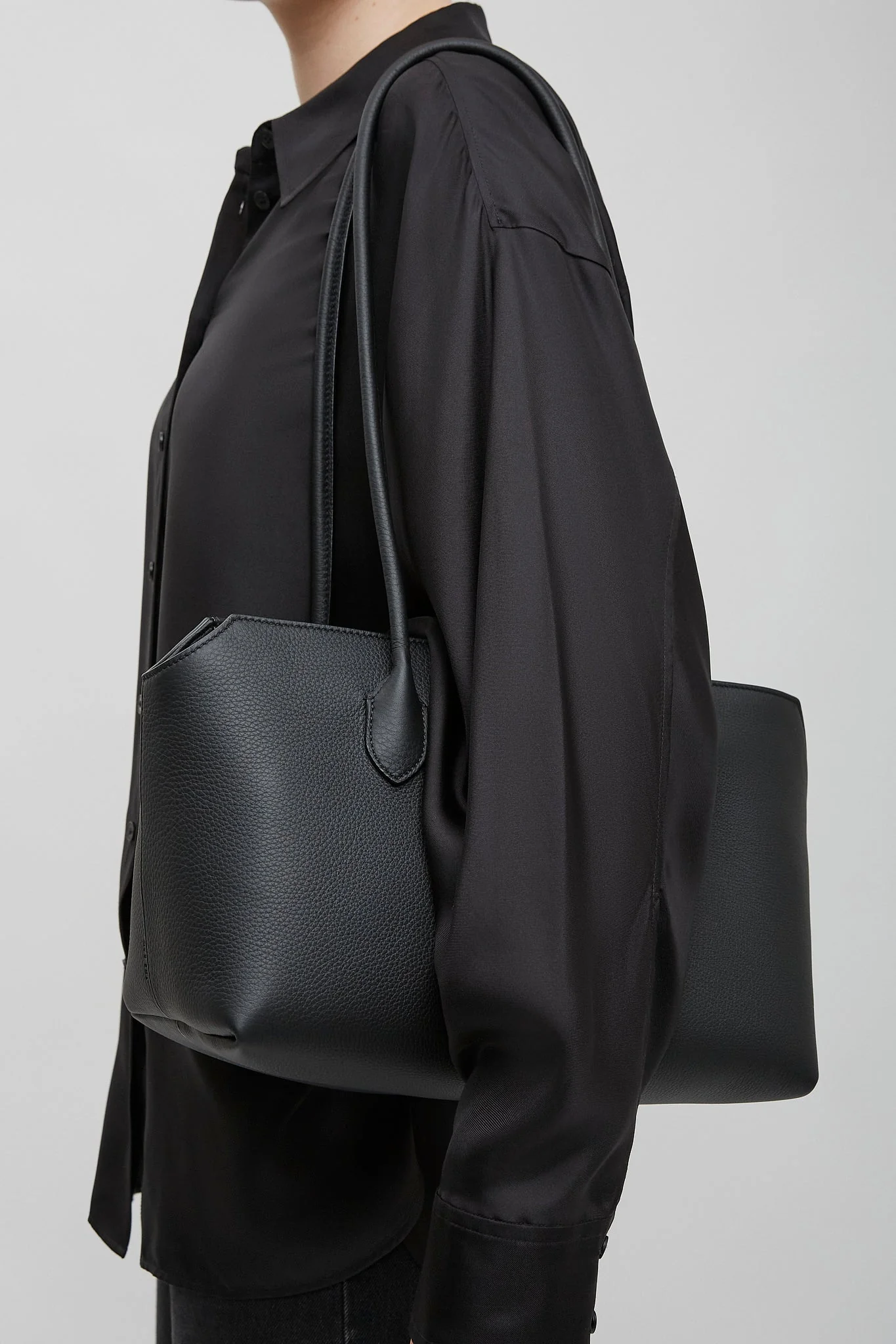 Terrasse black shoulder bag - Image 5