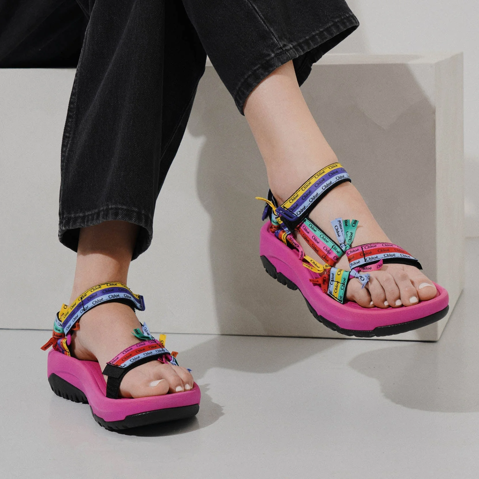 Teva pink sandals - Image 6