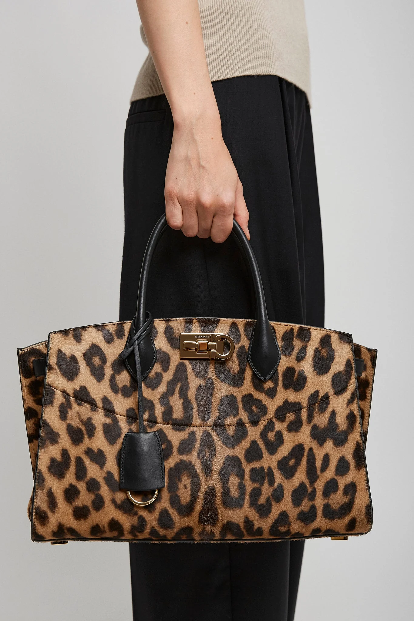 The new studio leopard bag - Image 2