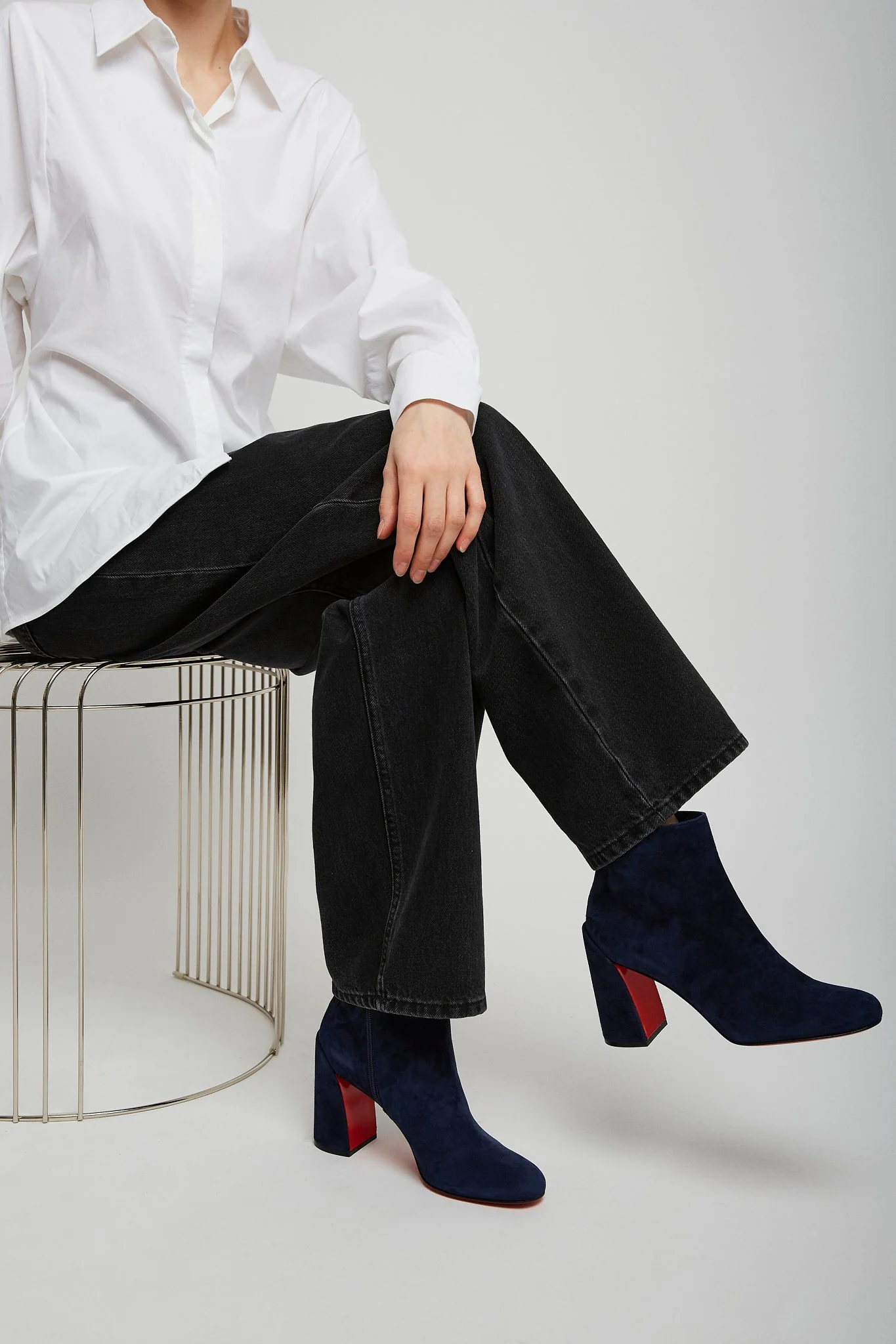 Turela dark blue suede boots - Image 6