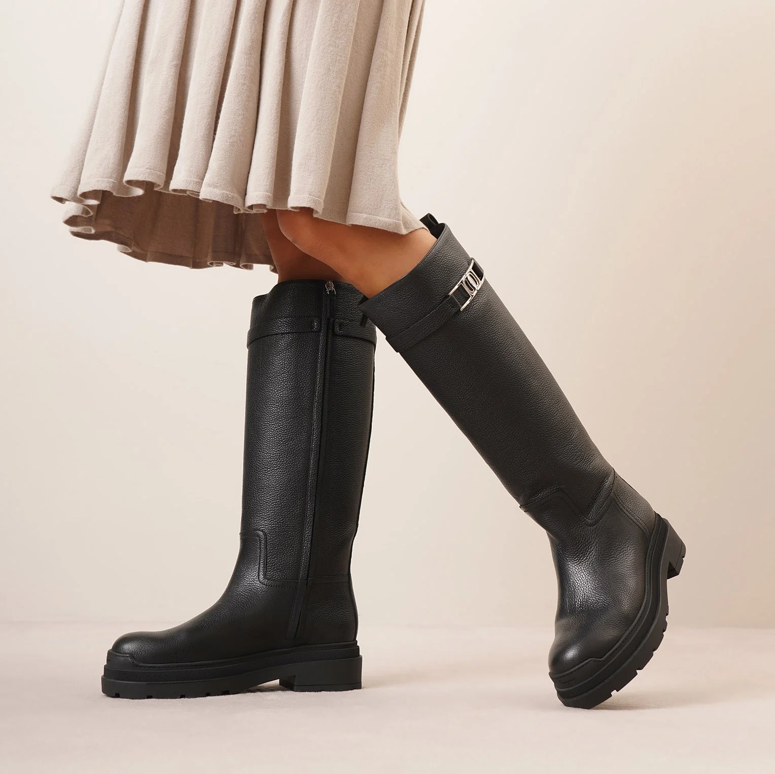 Vara chain black leather high boots - Image 7