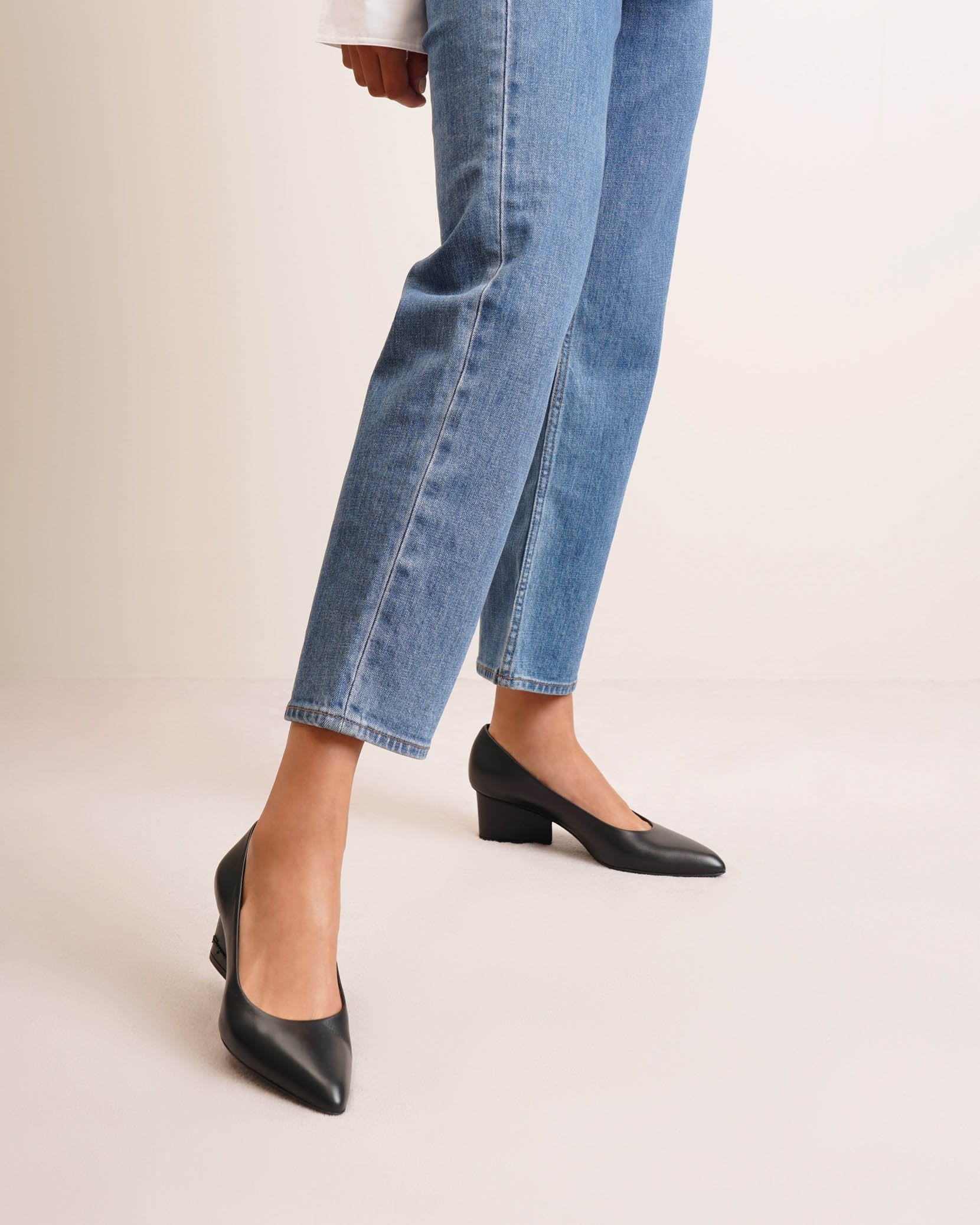 Velia 55 black leather pumps - Image 2