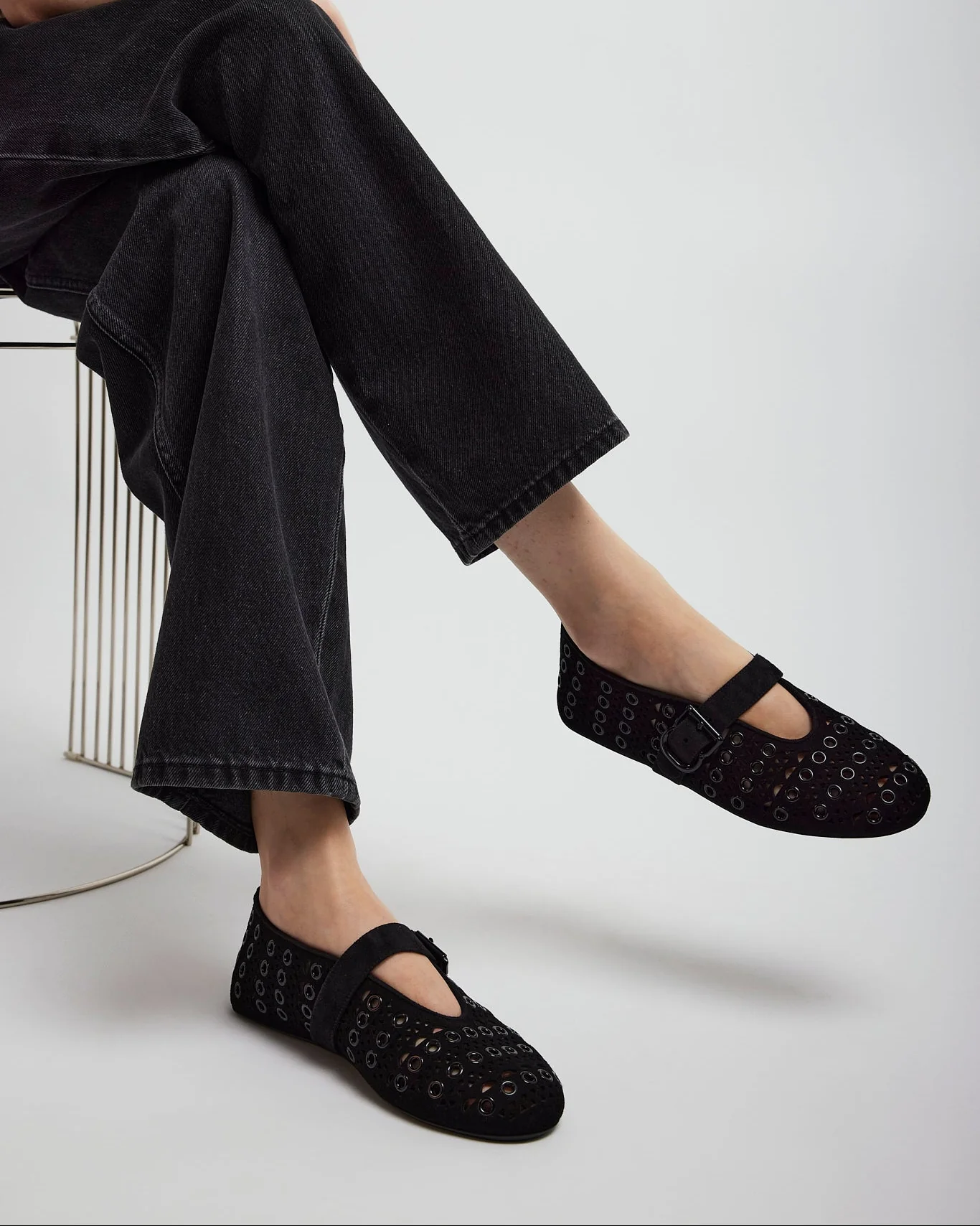 Vienne black suede ballet flats - Image 2