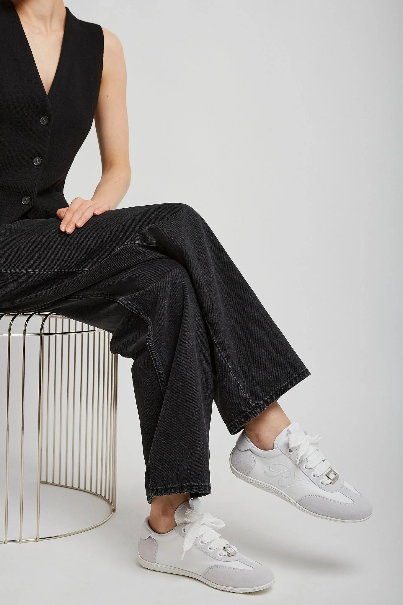Viv low lace white sneakers - Image 2