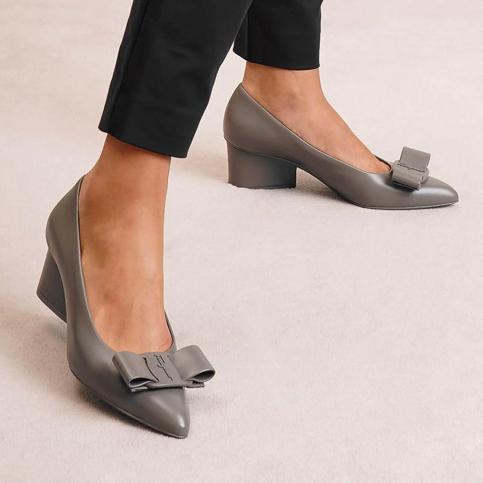 Viva 55 sparrow grey leather pumps - Image 6