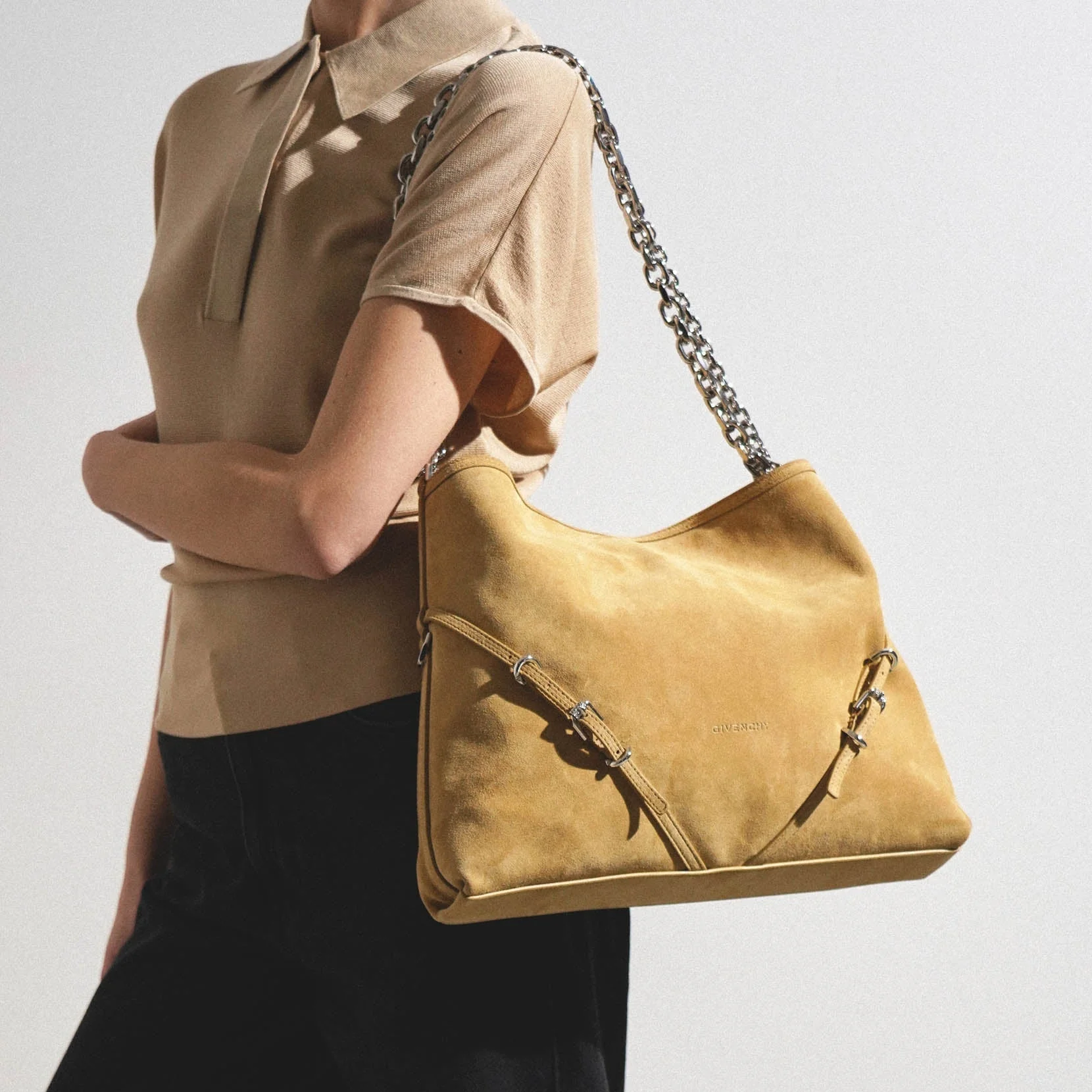 Voyou medium beige chain bag - Image 6