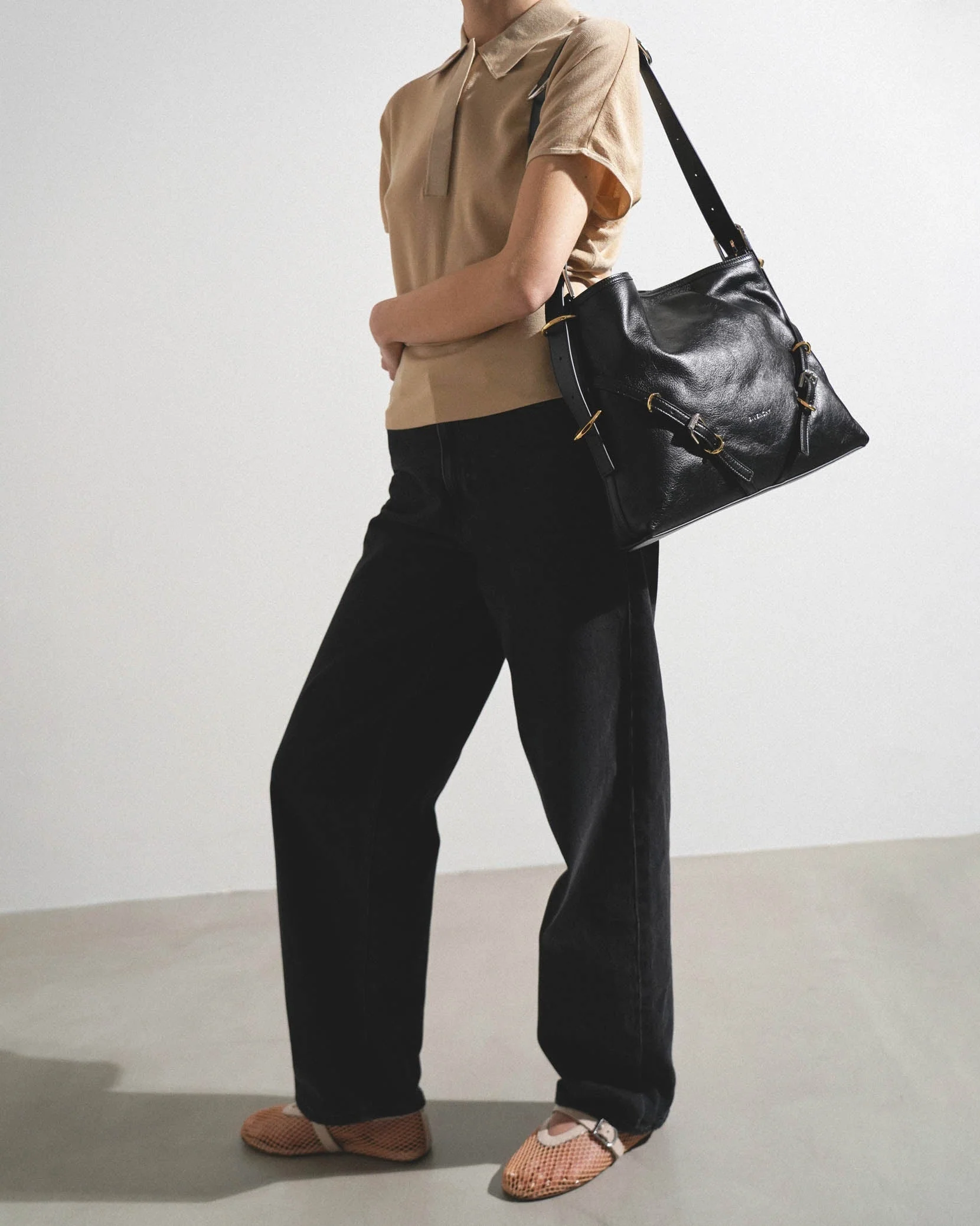 Voyou medium black shoulder bag - Image 2