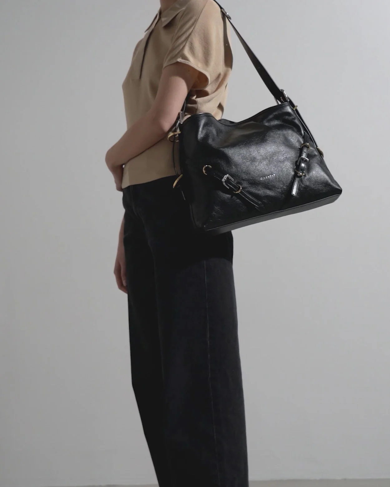 Voyou medium black shoulder bag - Image 7