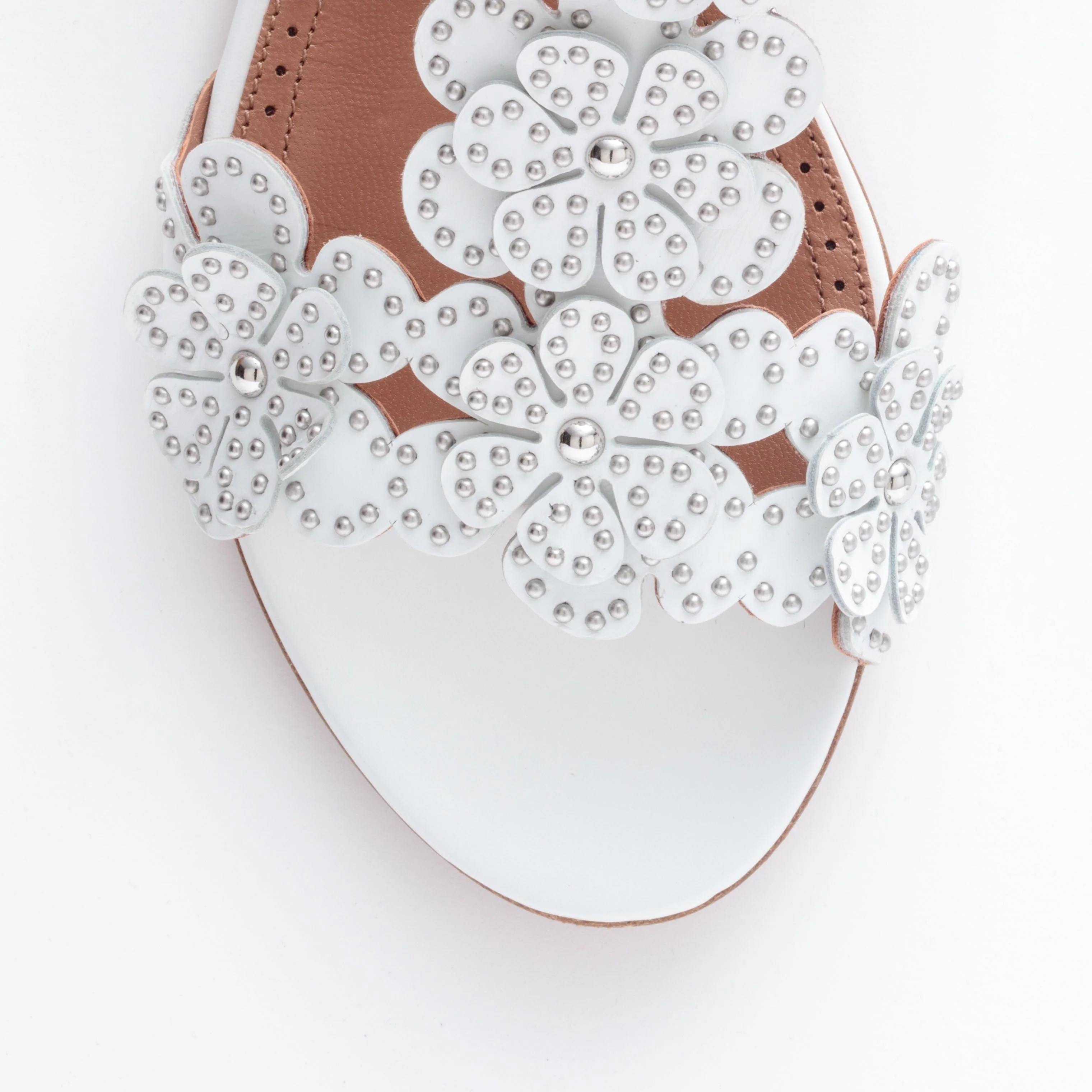 White leather floral flat sandals - Image 4