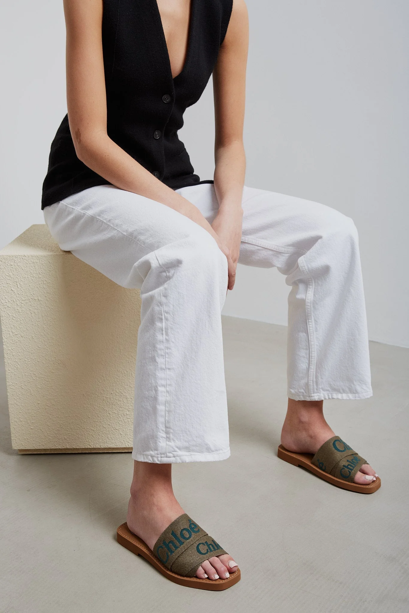 Woody khaki slides - Image 5