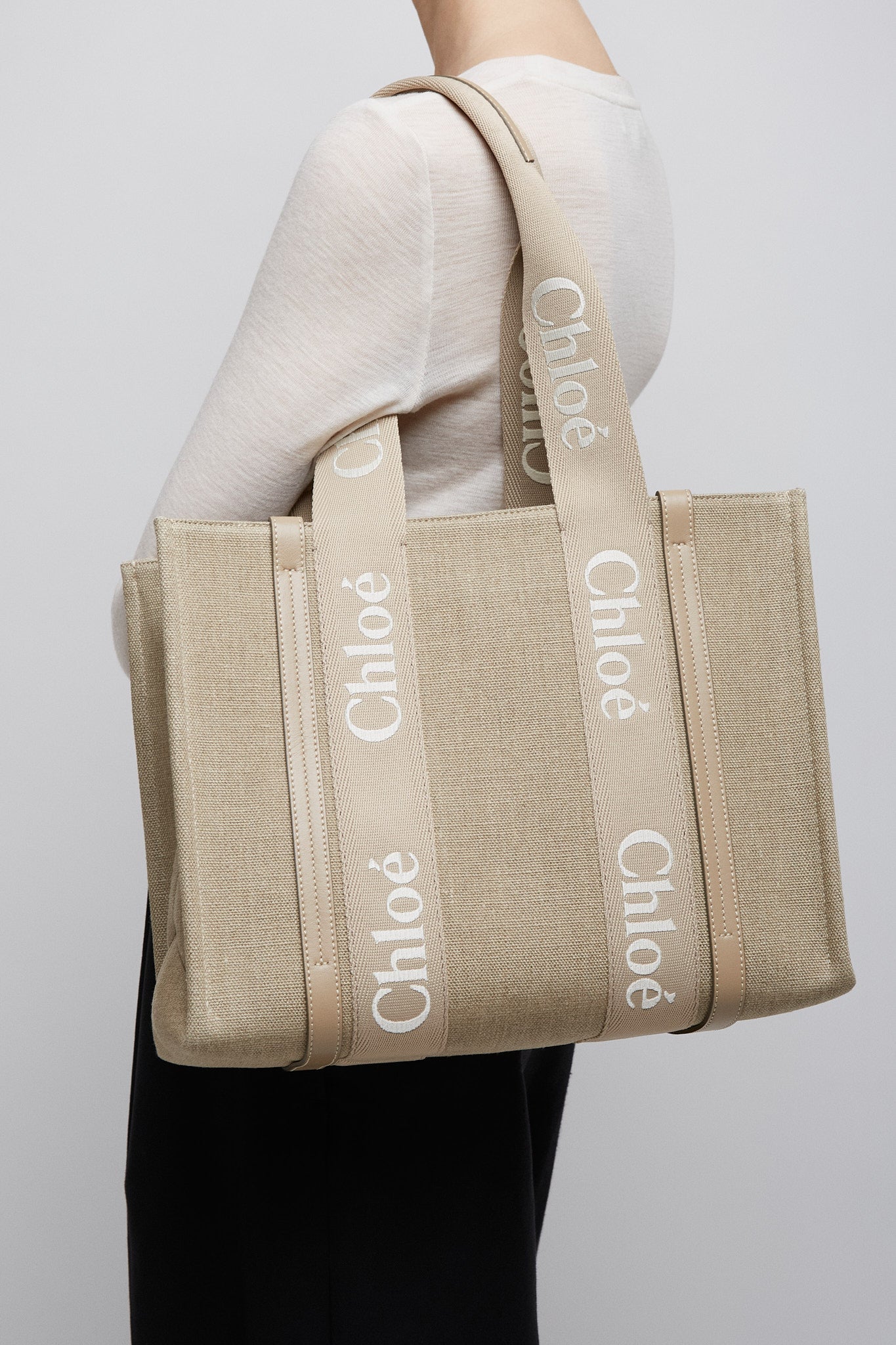 Woody medium light brown canvas bag - Image 2