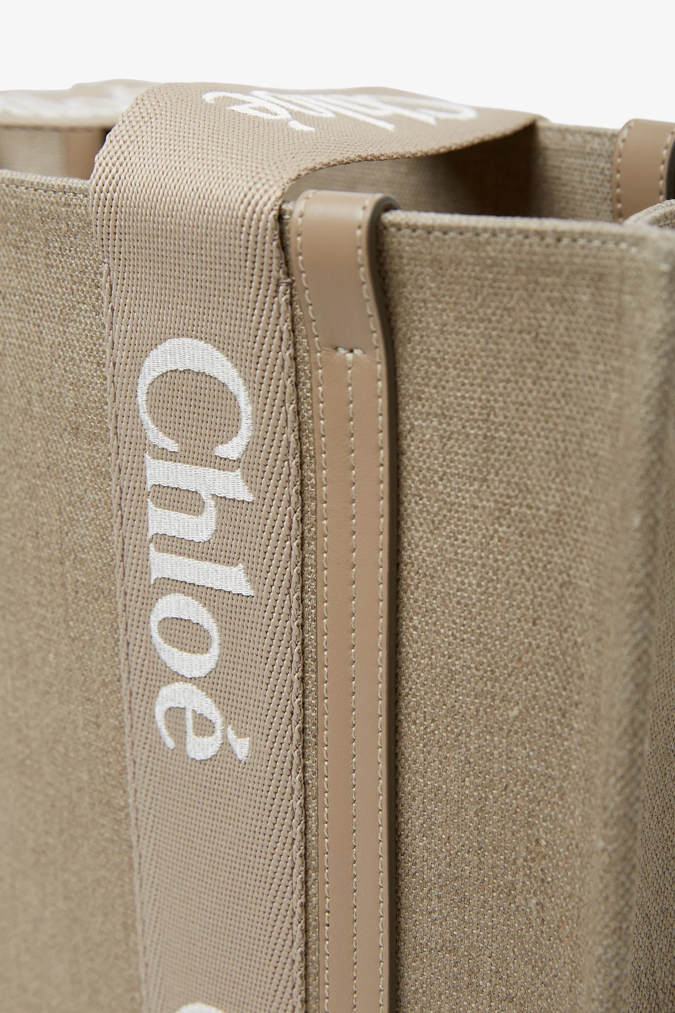 Woody medium light brown canvas bag - Image 5
