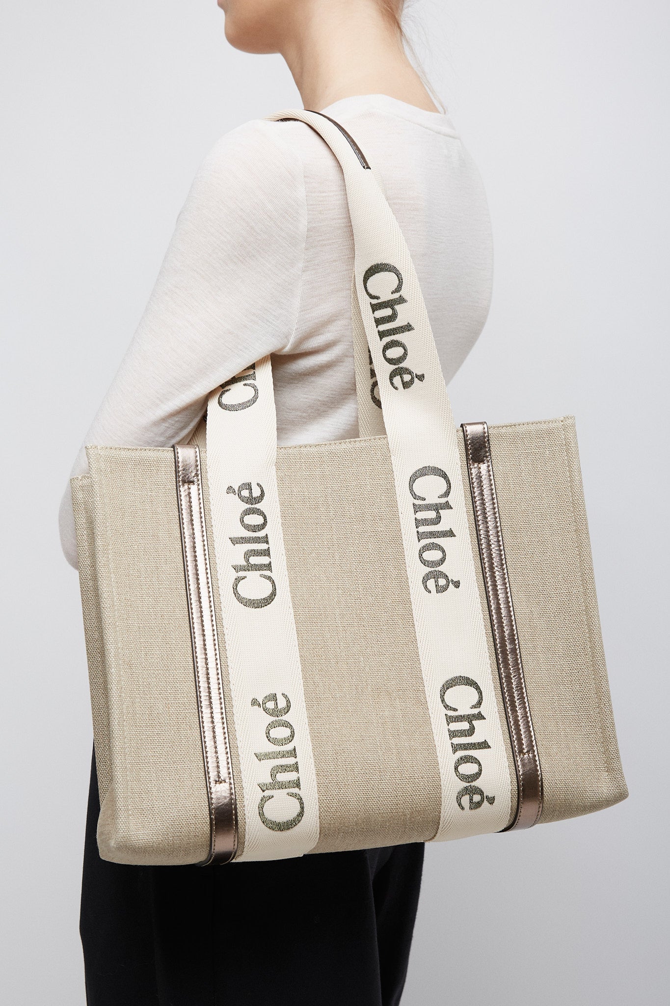 Woody medium shiny grey canvas bag - Image 2