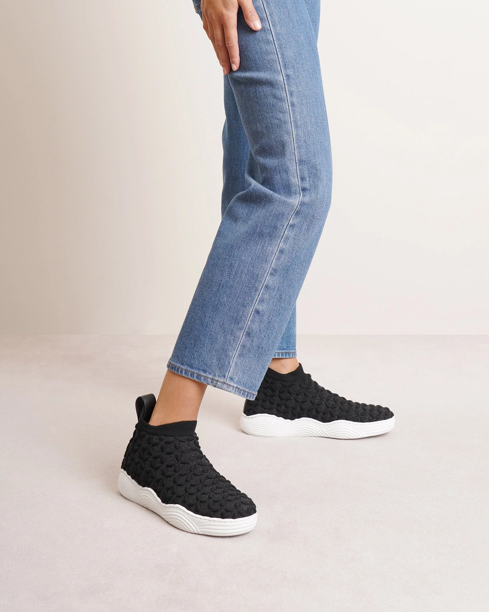 Woven petal stretch sneakers - Image 2