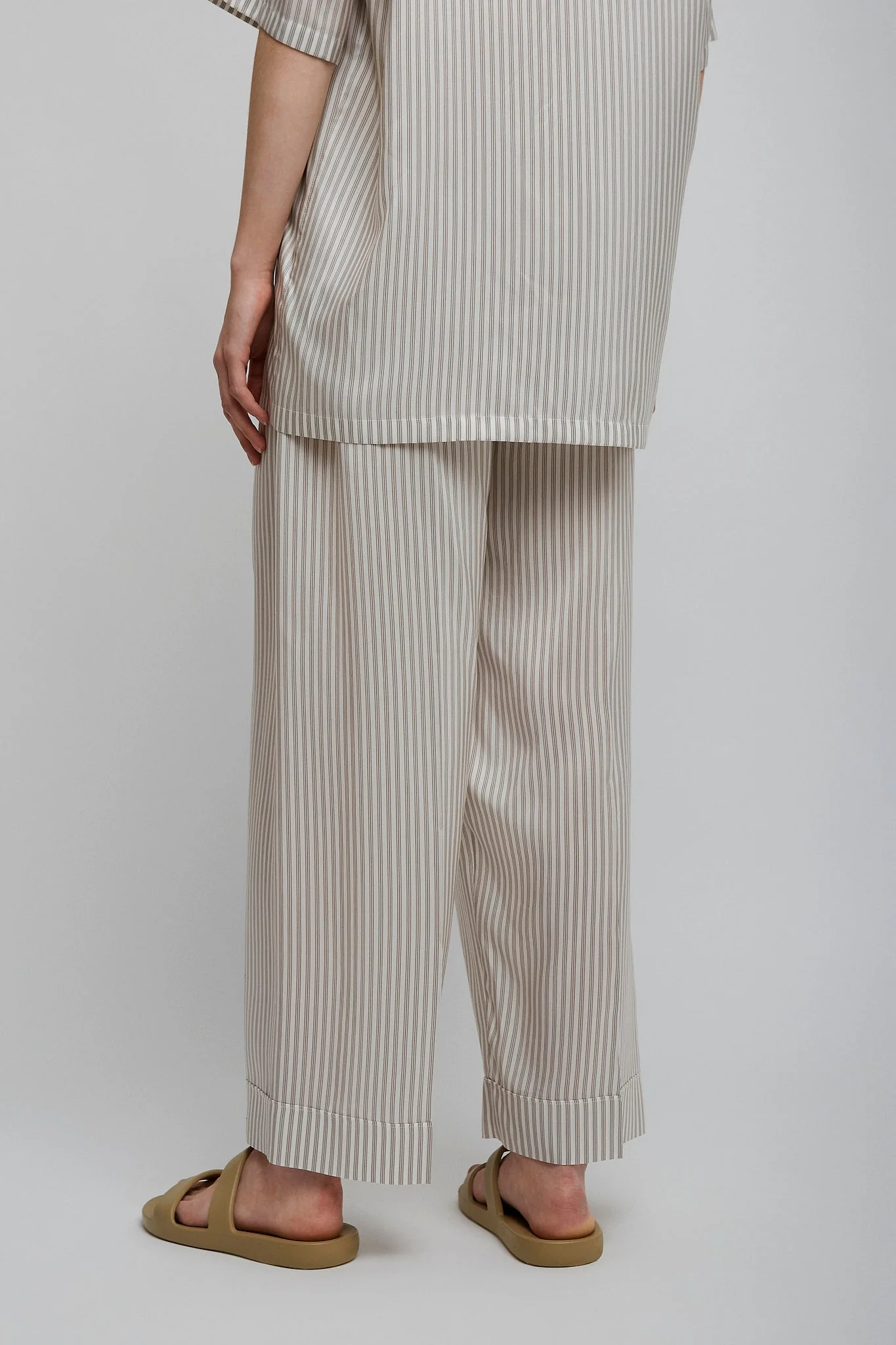 Yayah white grey silk pants - Image 3